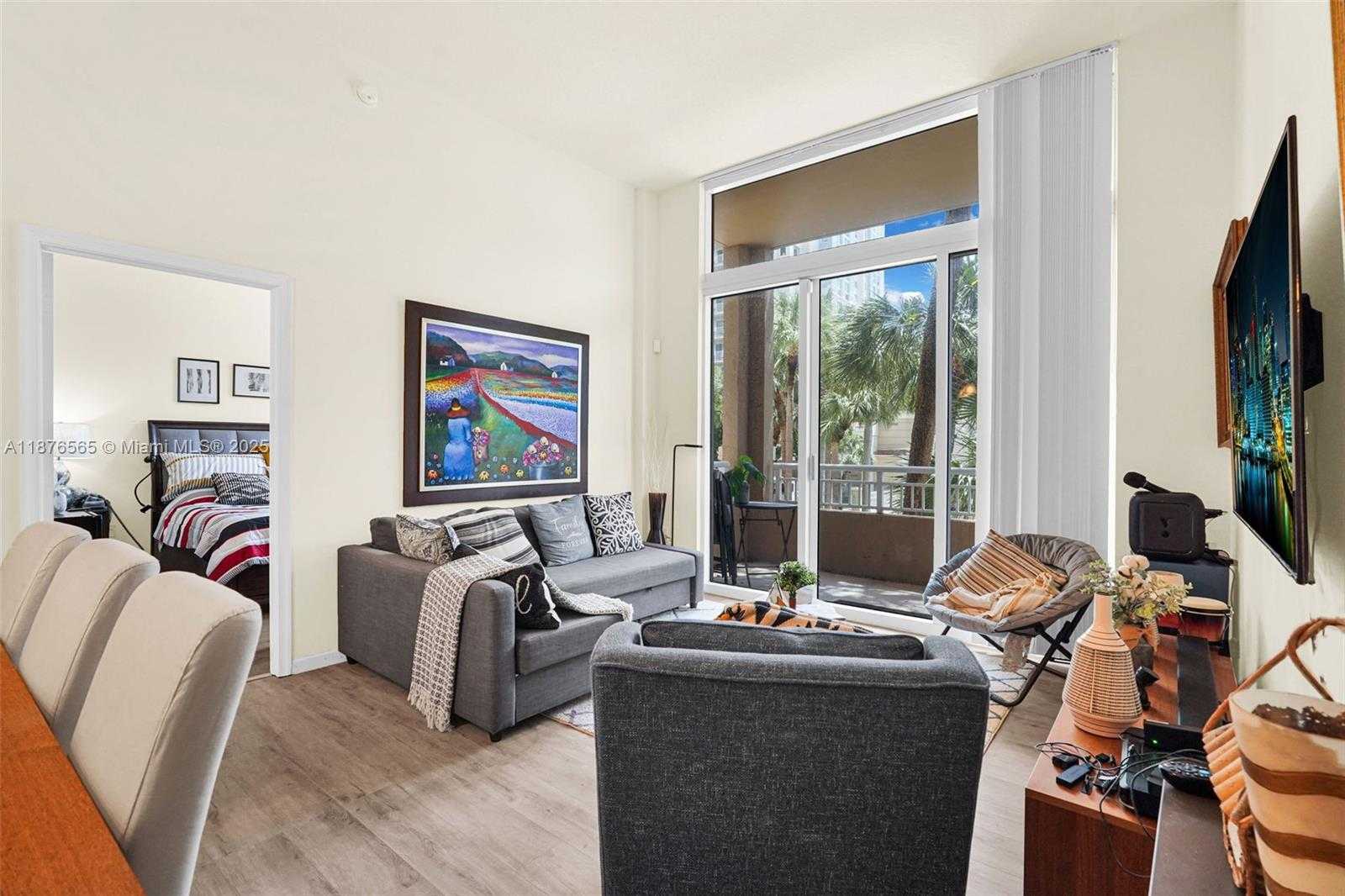Small Image of 19501 WEST COUNTRY CLUB DR #207, Aventura Number 13