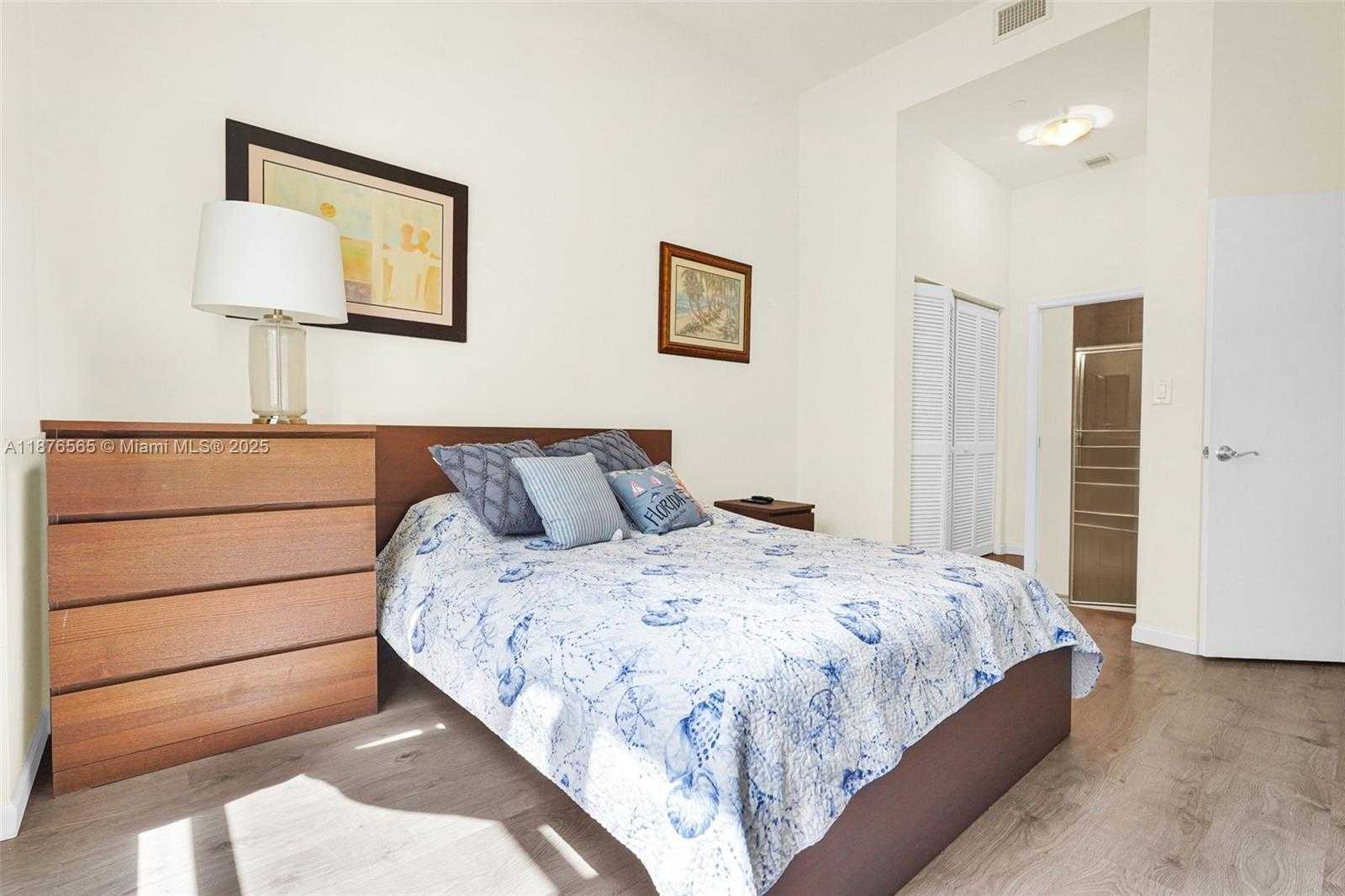 Small Image of 19501 WEST COUNTRY CLUB DR #207, Aventura Number 26