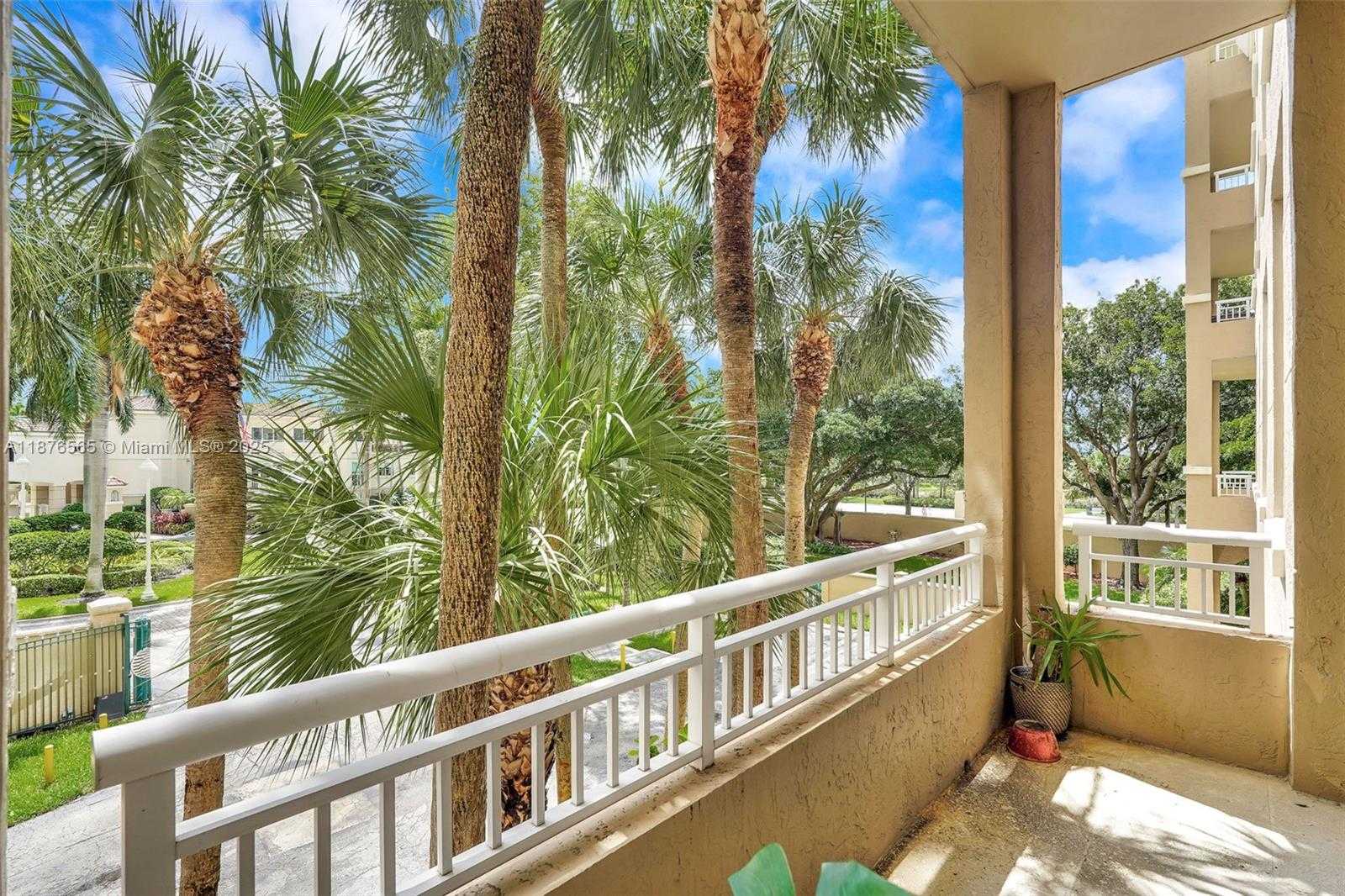 Small Image of 19501 WEST COUNTRY CLUB DR #207, Aventura Number 29