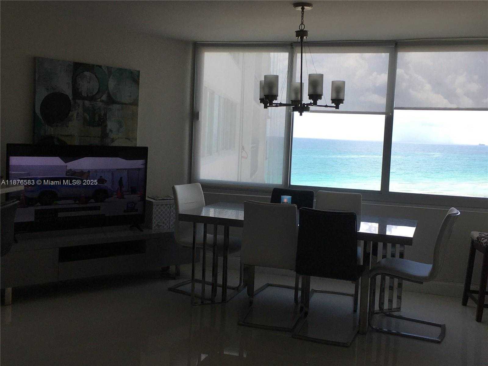 Small Image of 7135 COLLINS AVE #1022, Miami Beach Number 20