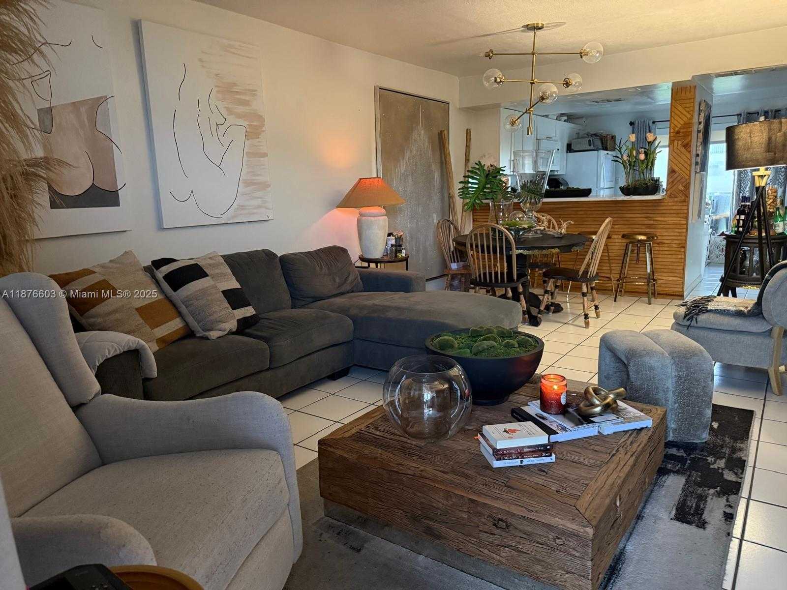 Small Image of 1279 WEST 51ST PL #B-13, Hialeah Number 2