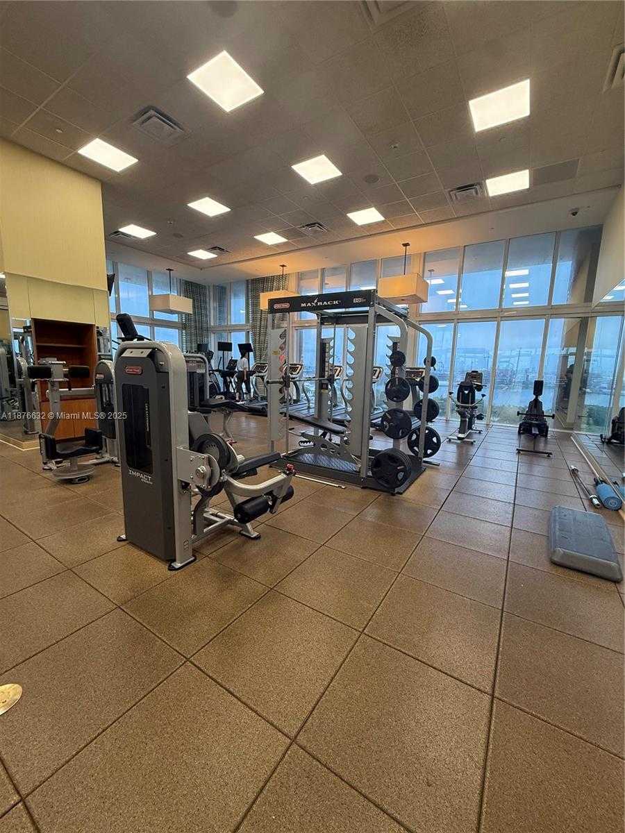 Small Image of 50 BISCAYNE BLVD #711, Miami Number 3