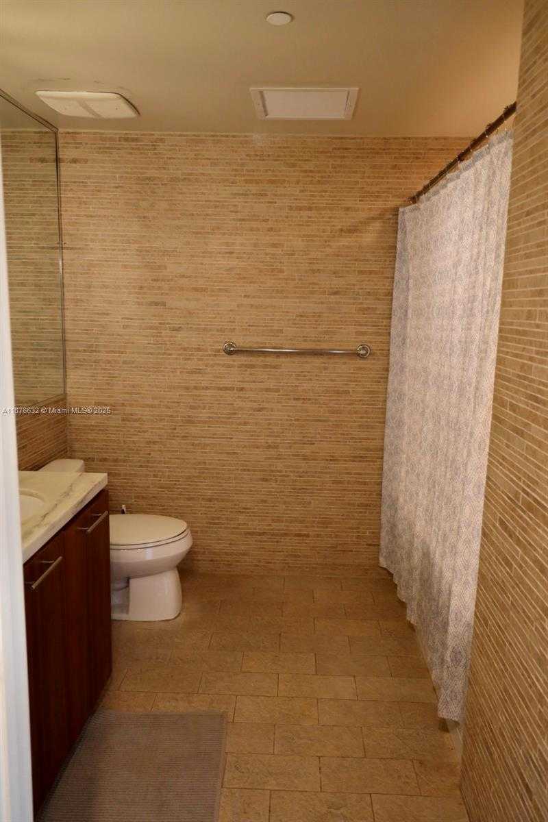Small Image of 50 BISCAYNE BLVD #711, Miami Number 8