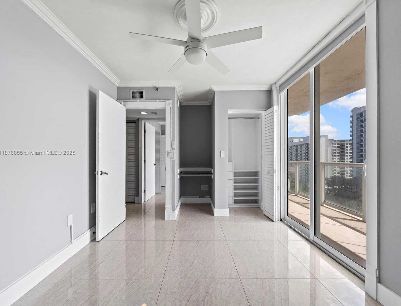 Small Image of 5900 COLLINS AVE #1201, Miami Beach Number 52
