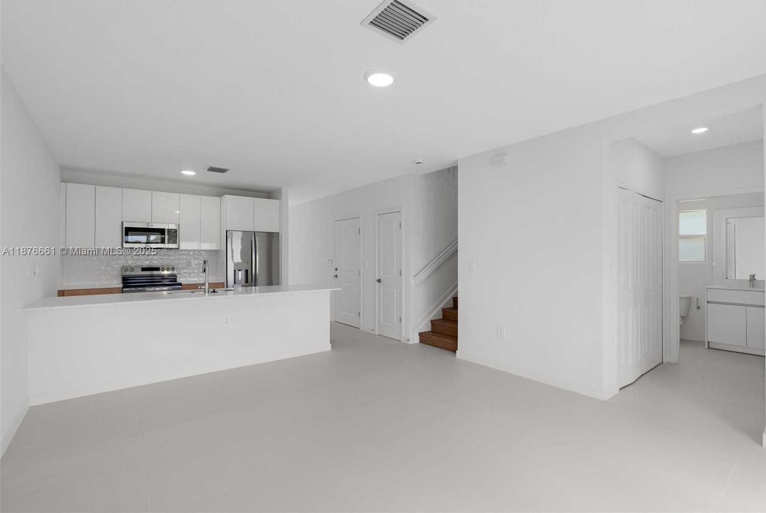 Small Image of 13347 SOUTH WEST 274 ST, Miami Number 11