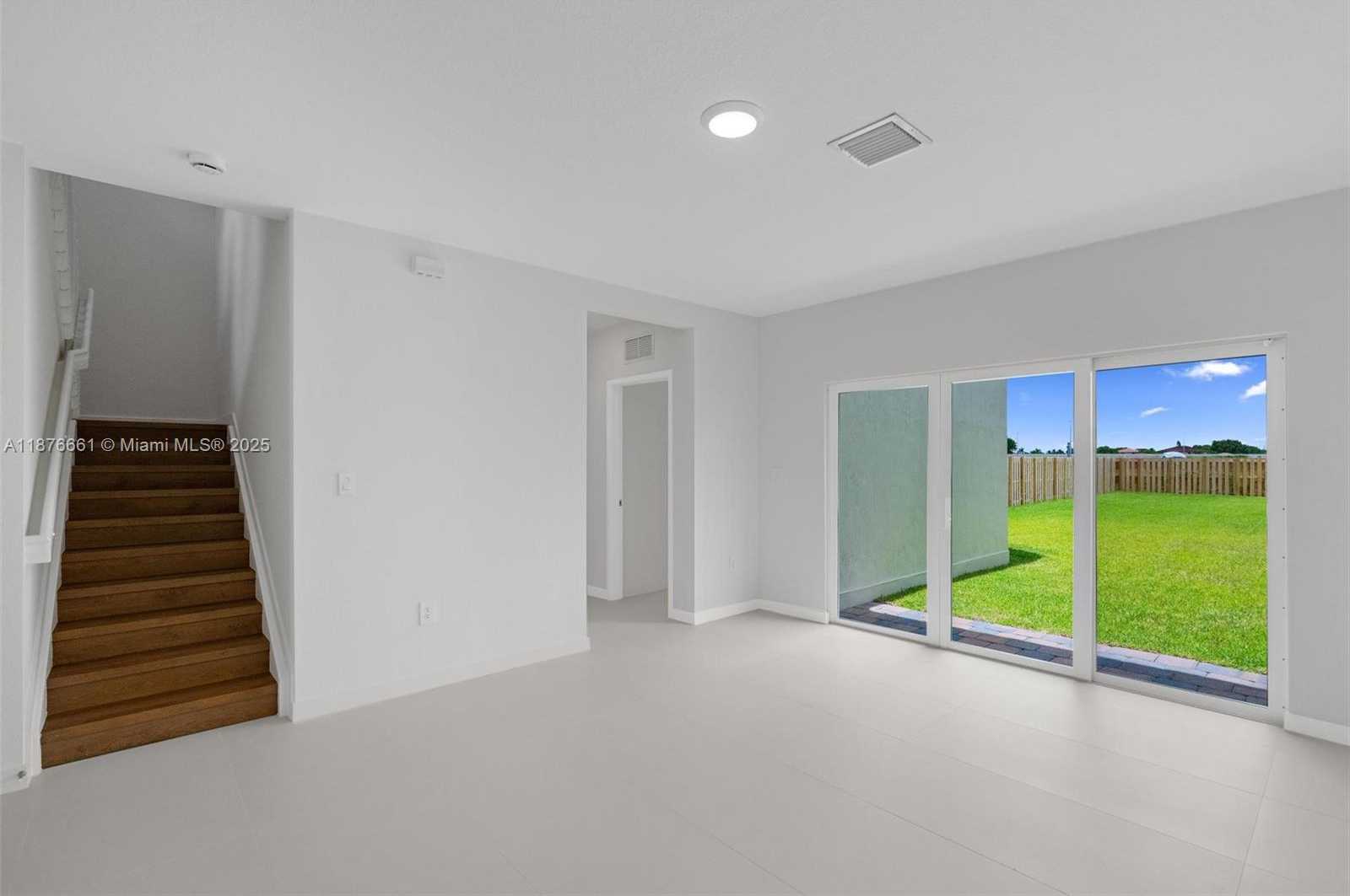 Small Image of 13347 SOUTH WEST 274 ST, Miami Number 35