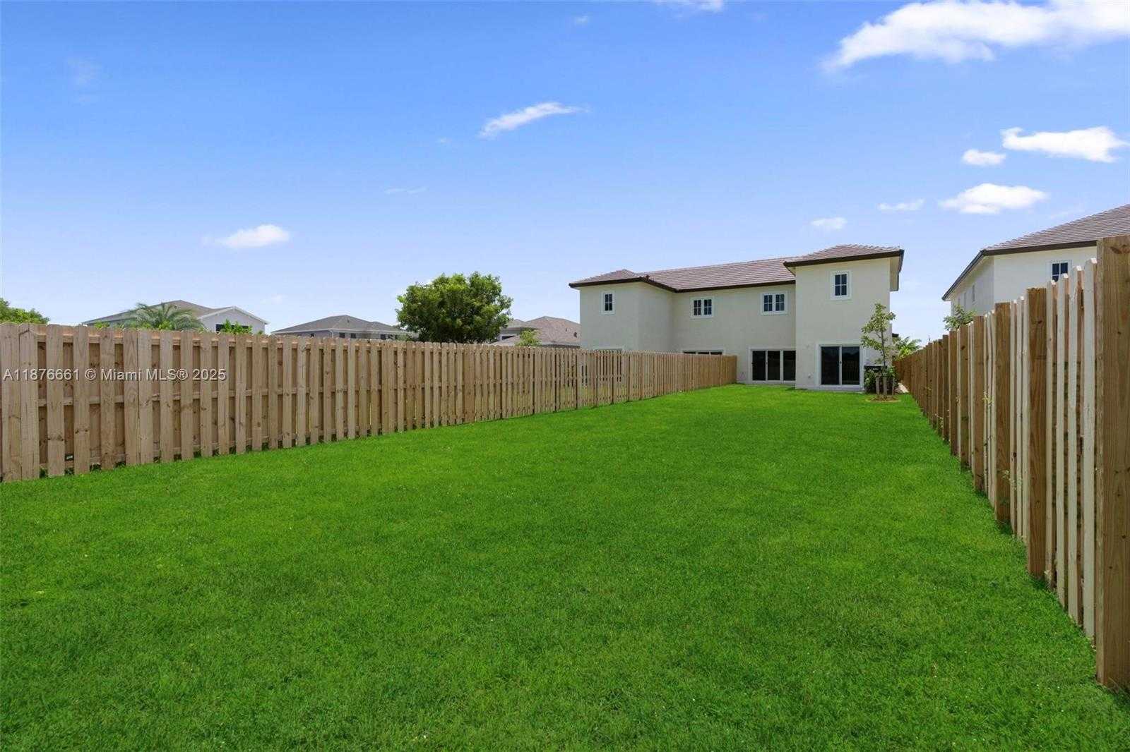 Small Image of 13347 SOUTH WEST 274 ST, Miami Number 40