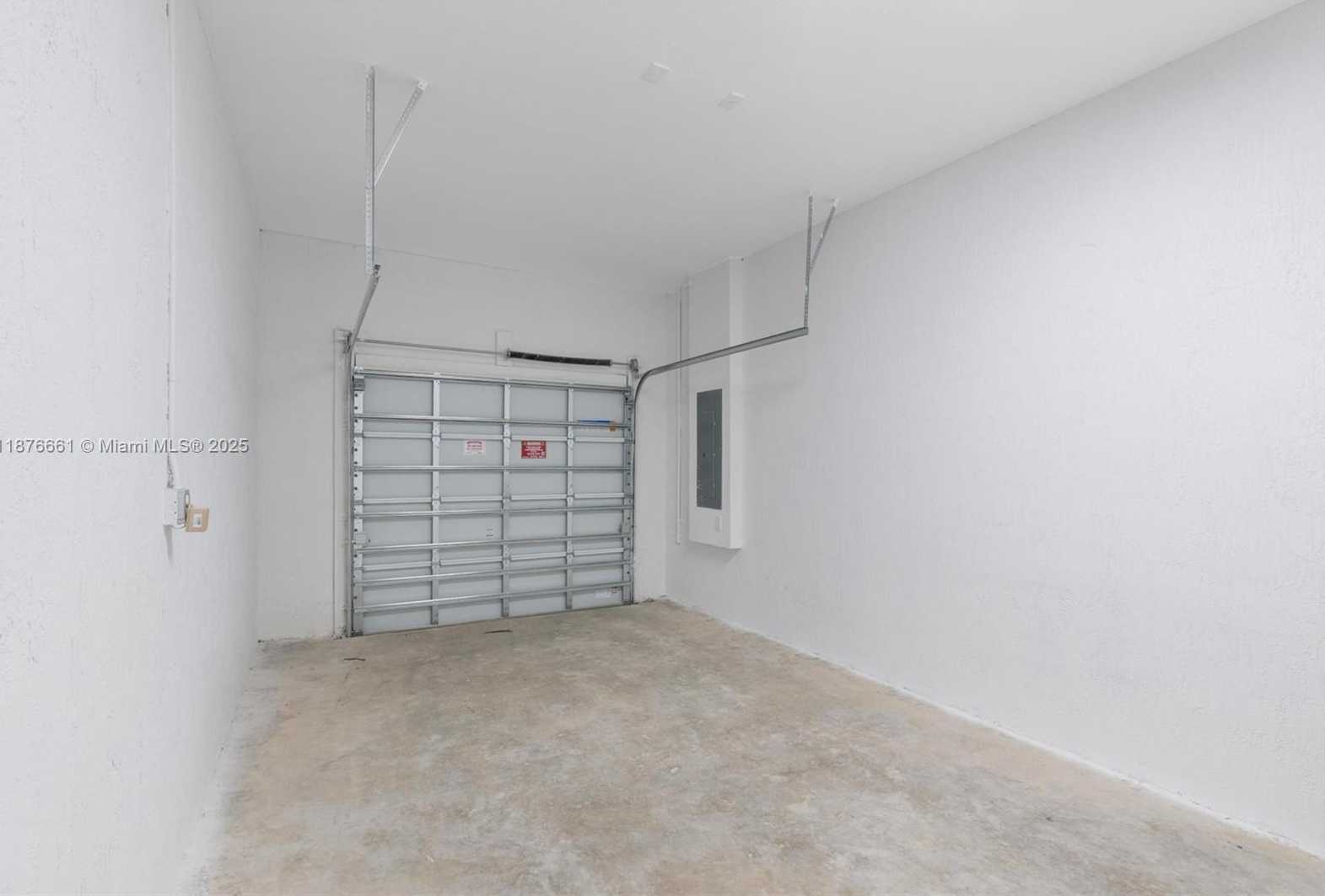 Small Image of 13347 SOUTH WEST 274 ST, Miami Number 43