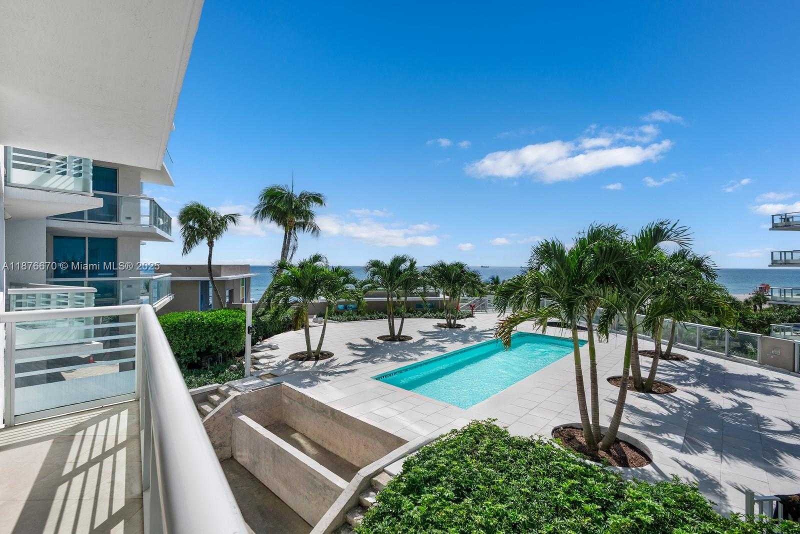 Small Image of 3801 COLLINS AVE #503, Miami Beach Number 25
