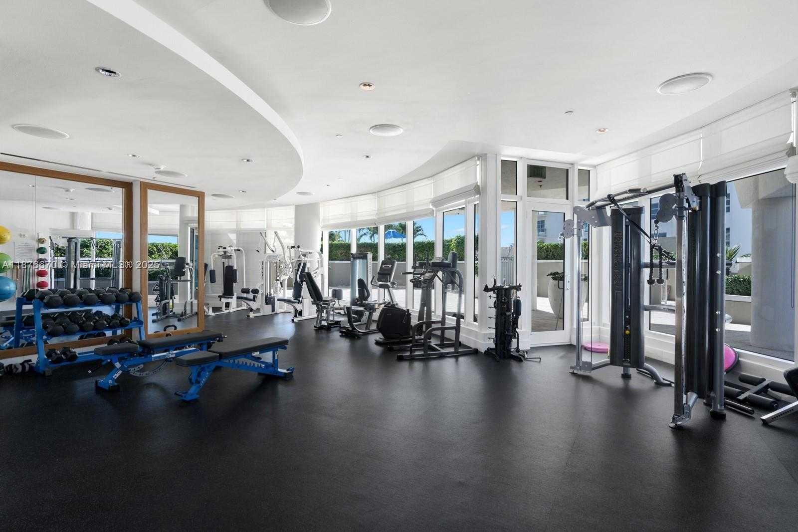 Small Image of 3801 COLLINS AVE #503, Miami Beach Number 29