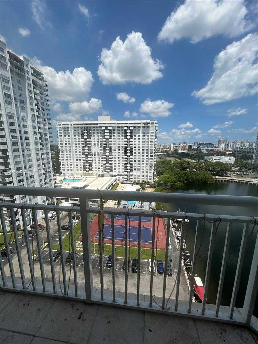 Small Image of 18081 BISCAYNE BLVD #1502-4, Aventura Number 28