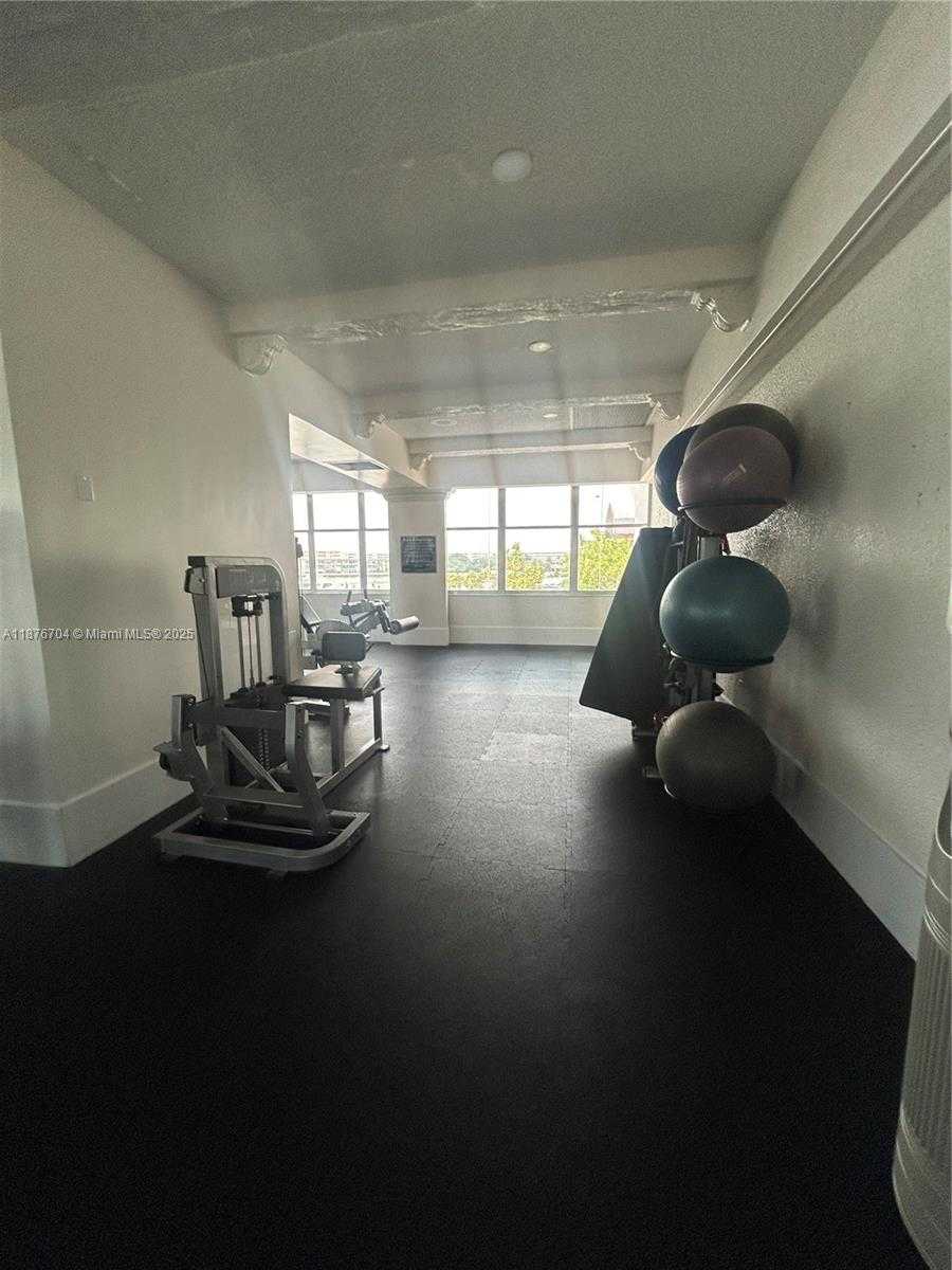 Small Image of 18081 BISCAYNE BLVD #1502-4, Aventura Number 32