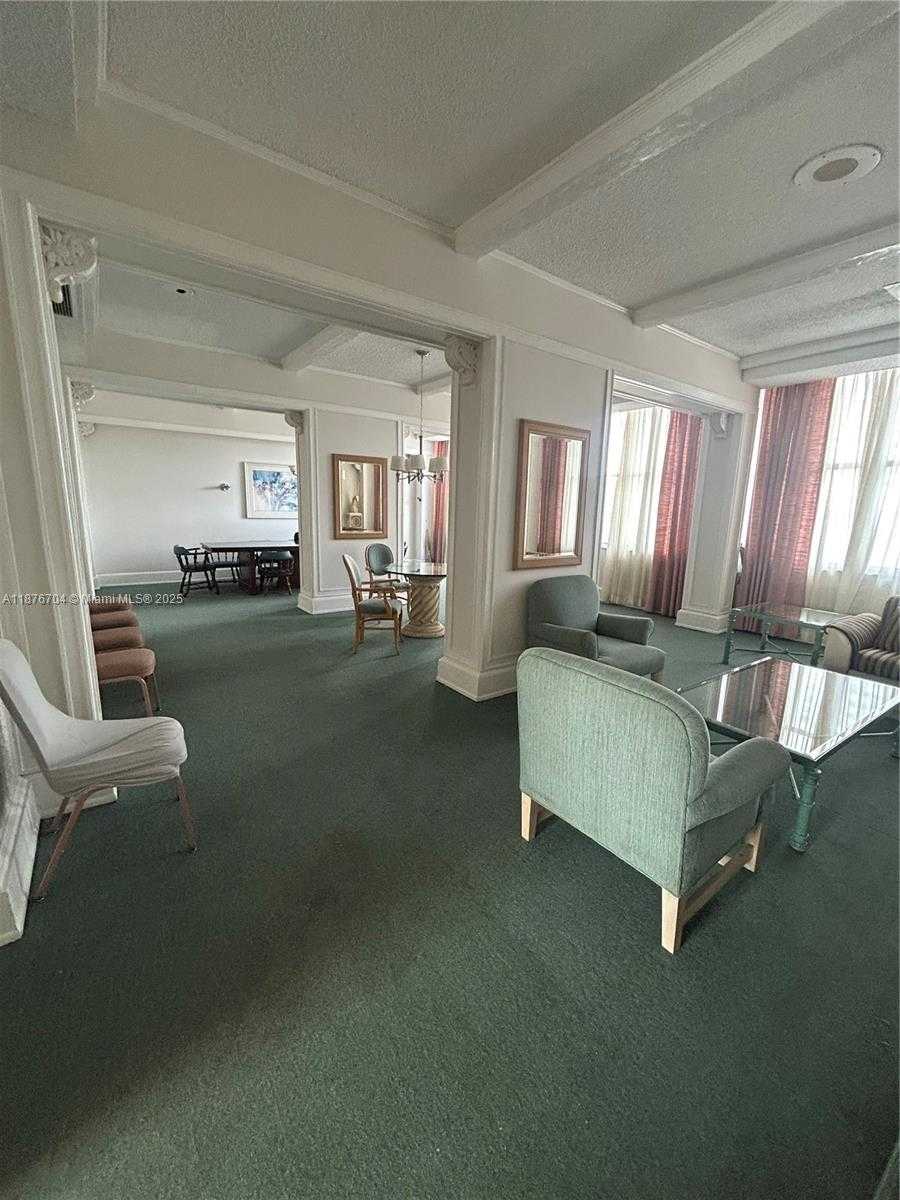 Small Image of 18081 BISCAYNE BLVD #1502-4, Aventura Number 39