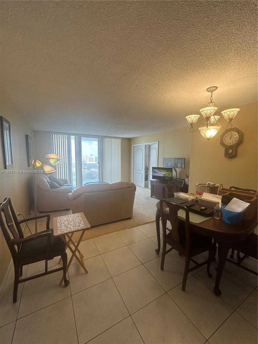 Small Image of 18081 BISCAYNE BLVD #1502-4, Aventura Number 9