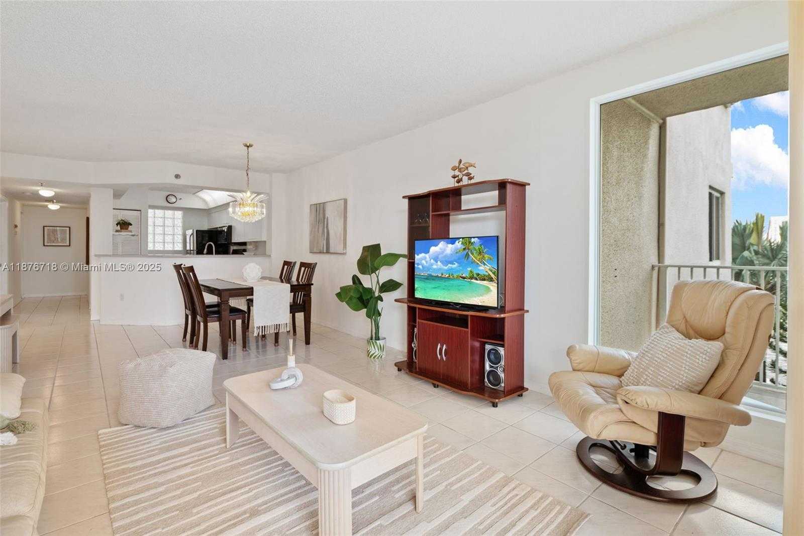 Small Image of 18260 NORTH BAY RD #320, Sunny Isles Beach Number 4