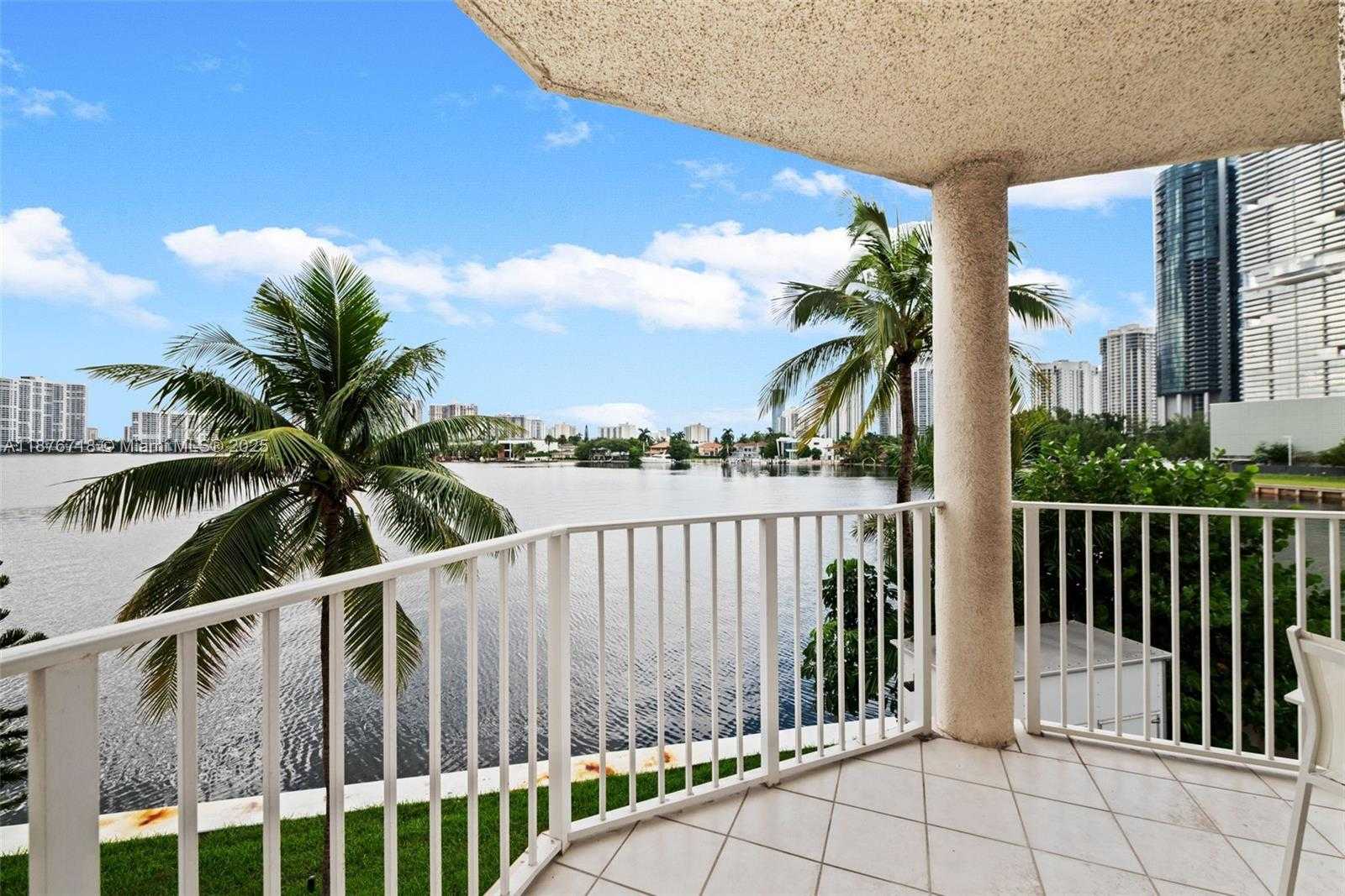 Small Image of 18260 NORTH BAY RD #320, Sunny Isles Beach Number 9