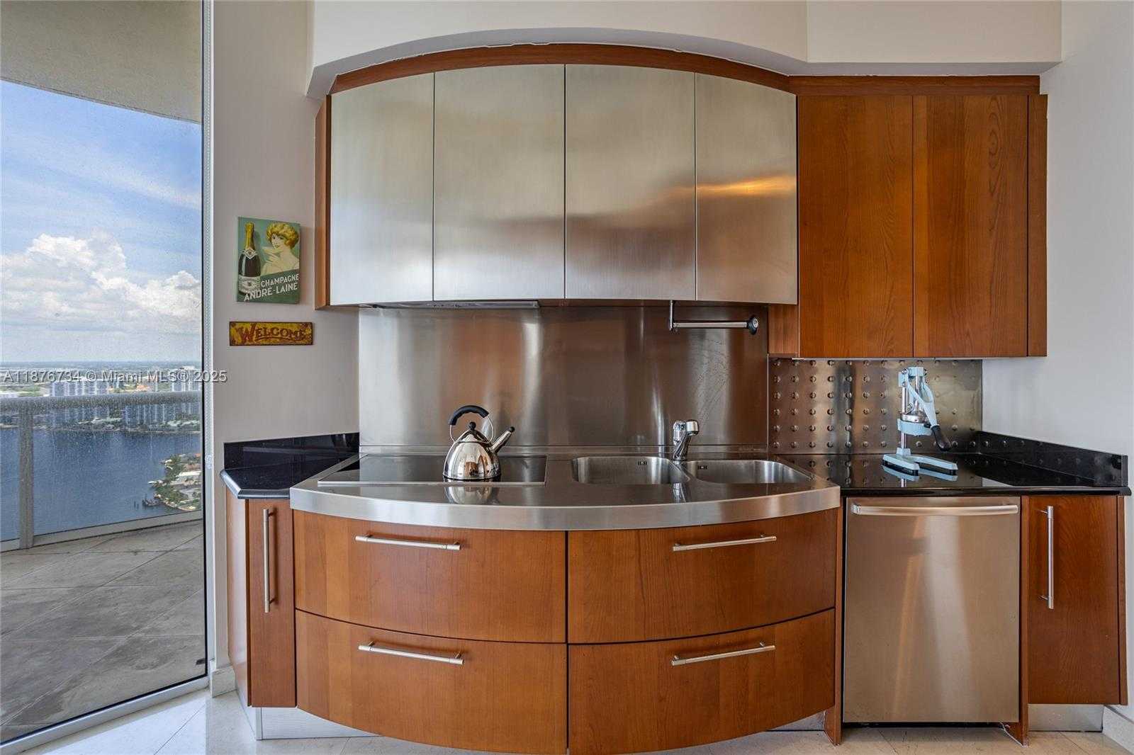 Small Image of 18101 COLLINS AVE #5401, Sunny Isles Beach Number 38