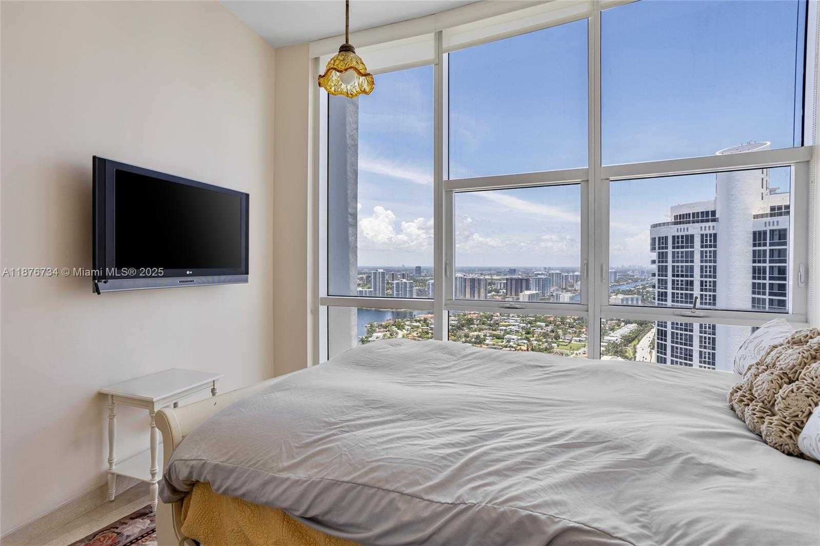 Small Image of 18101 COLLINS AVE #5401, Sunny Isles Beach Number 46