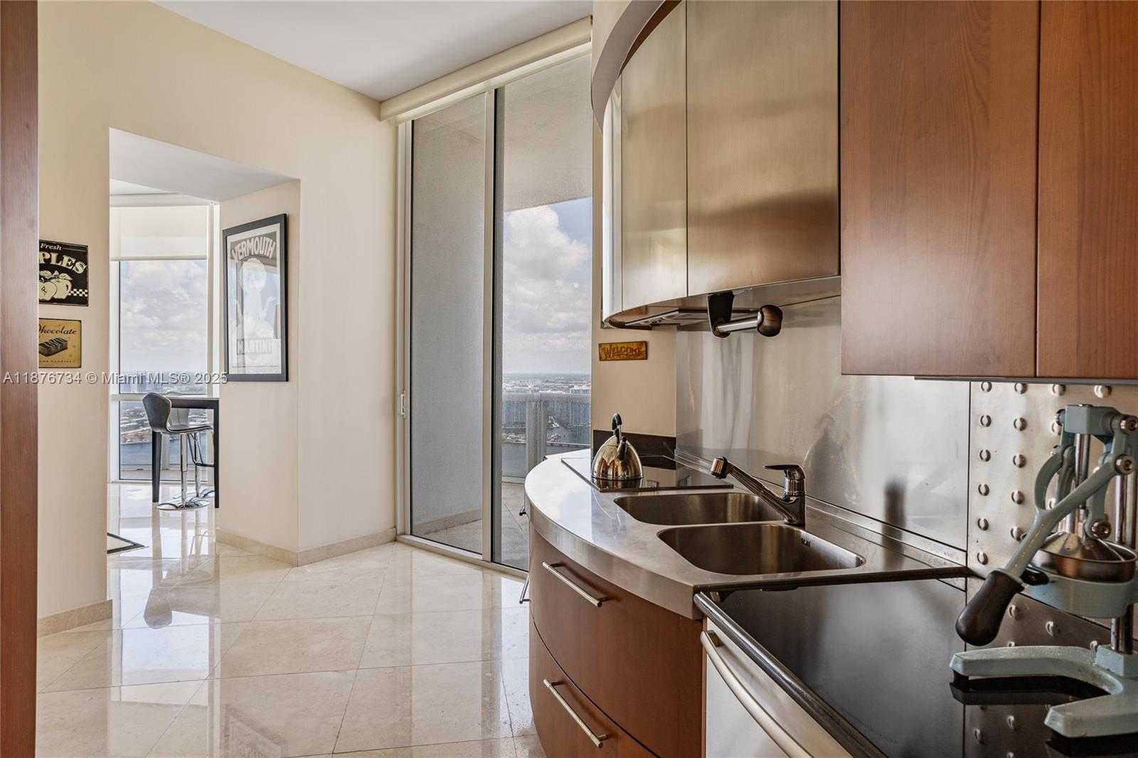 Small Image of 18101 COLLINS AVE #5401, Sunny Isles Beach Number 8