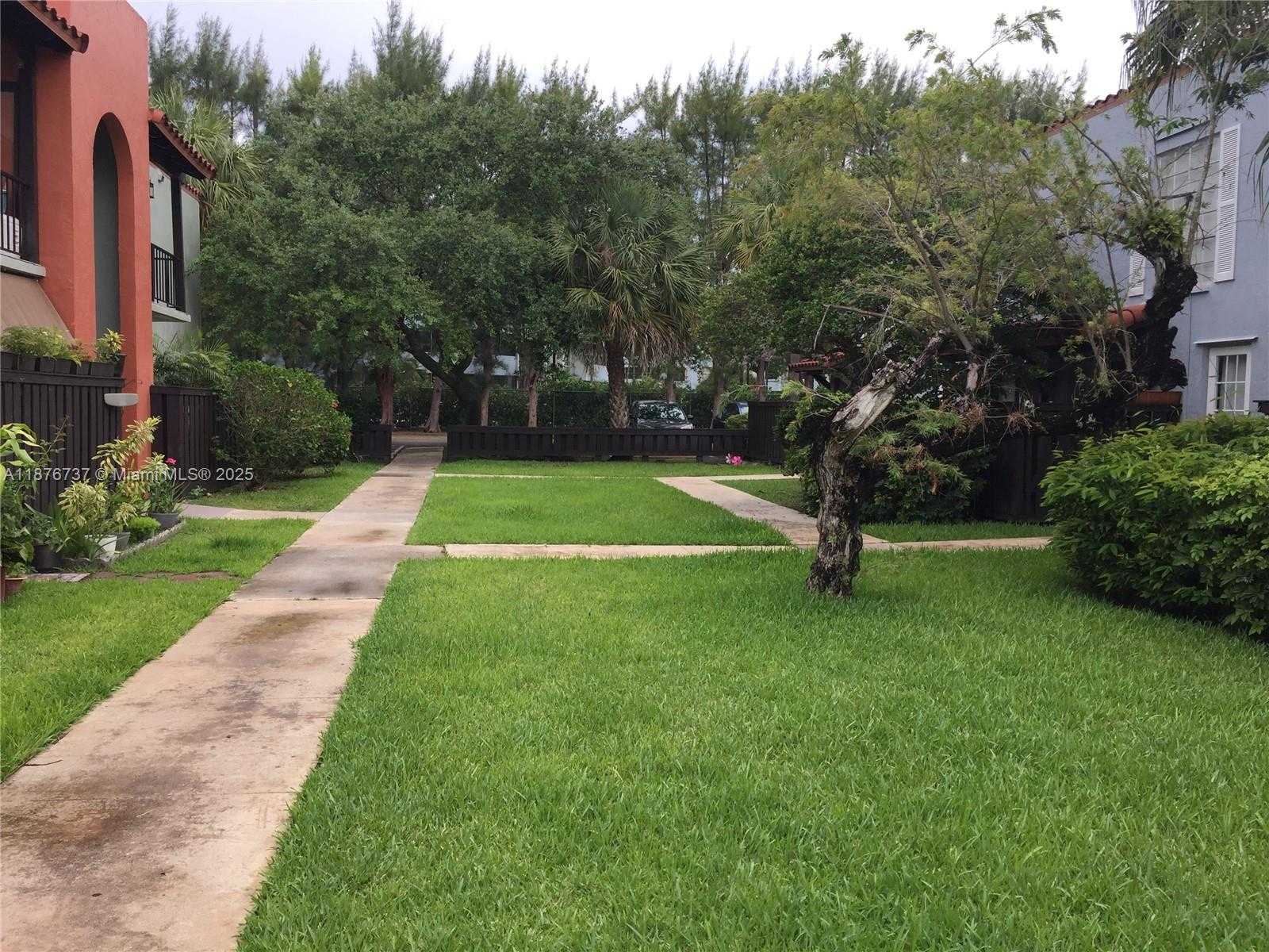 Small Image of 10808 NORTH KENDALL DR #Q-4, Miami Number 44