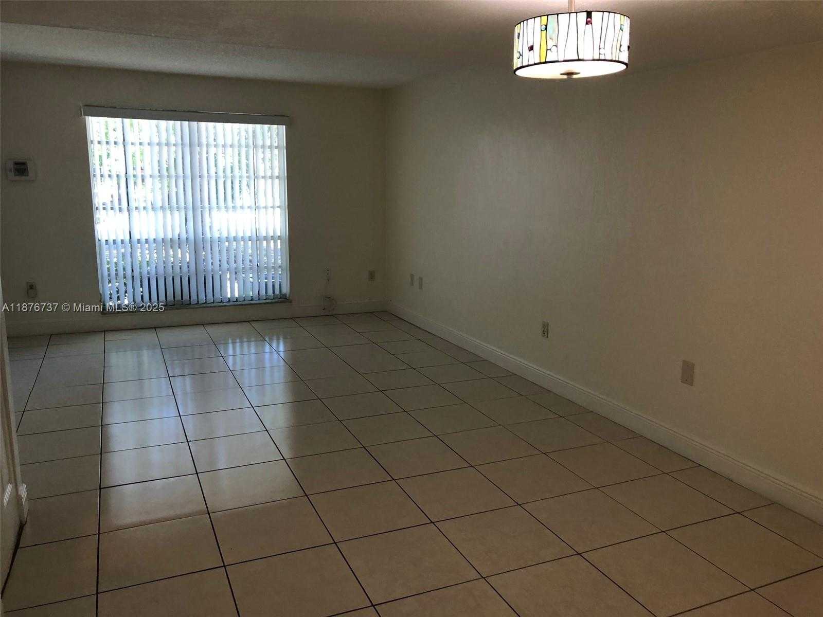 Small Image of 10808 NORTH KENDALL DR #Q-4, Miami Number 5