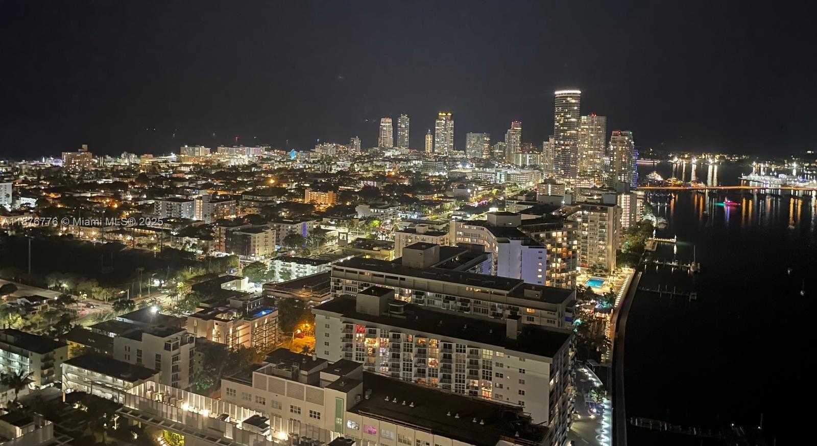 Small Image of 1330 WEST AVE #PH-01, Miami Beach Number 2