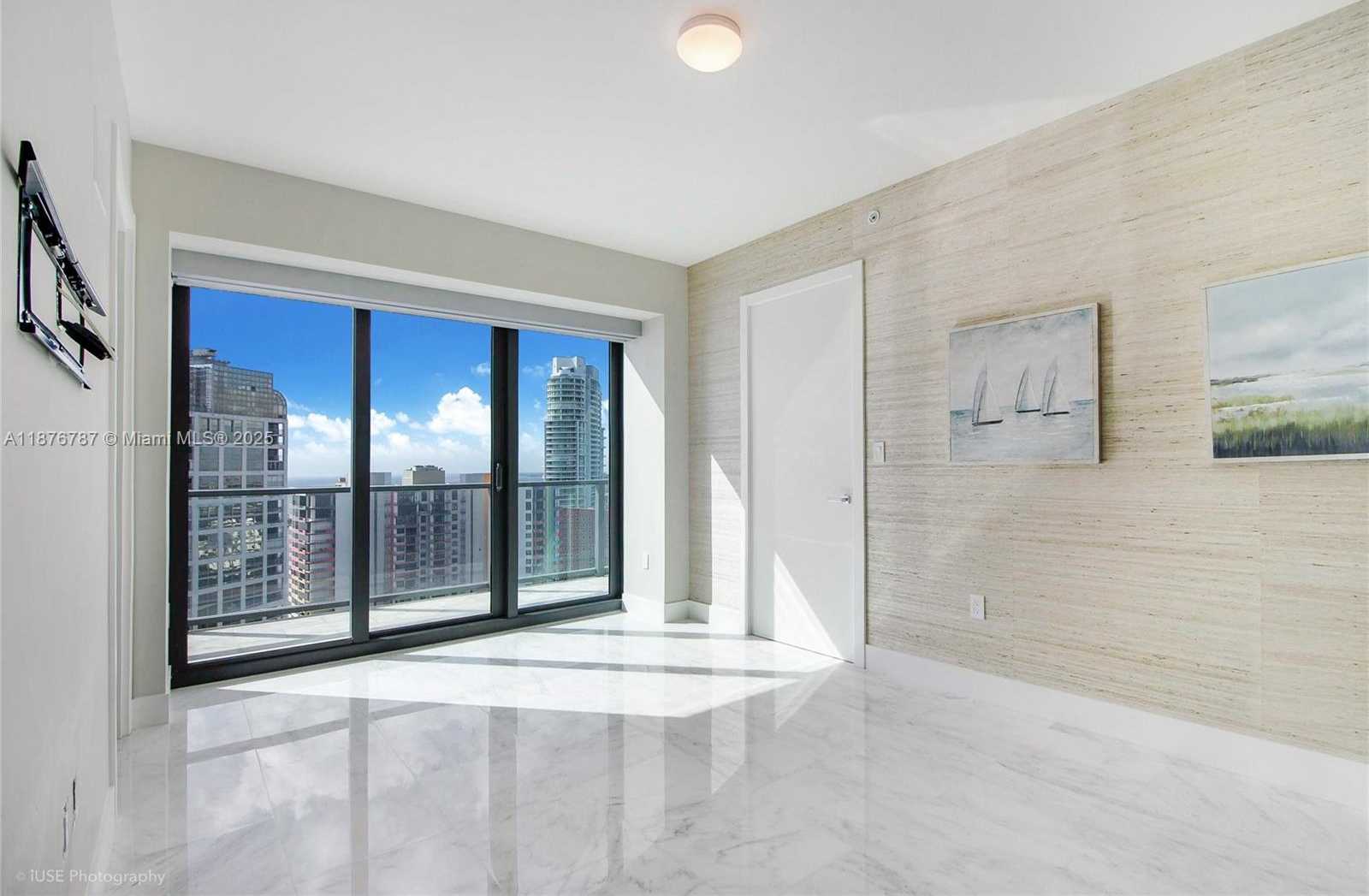 Small Image of 1451 BRICKELL AVE #3102, Miami Number 11