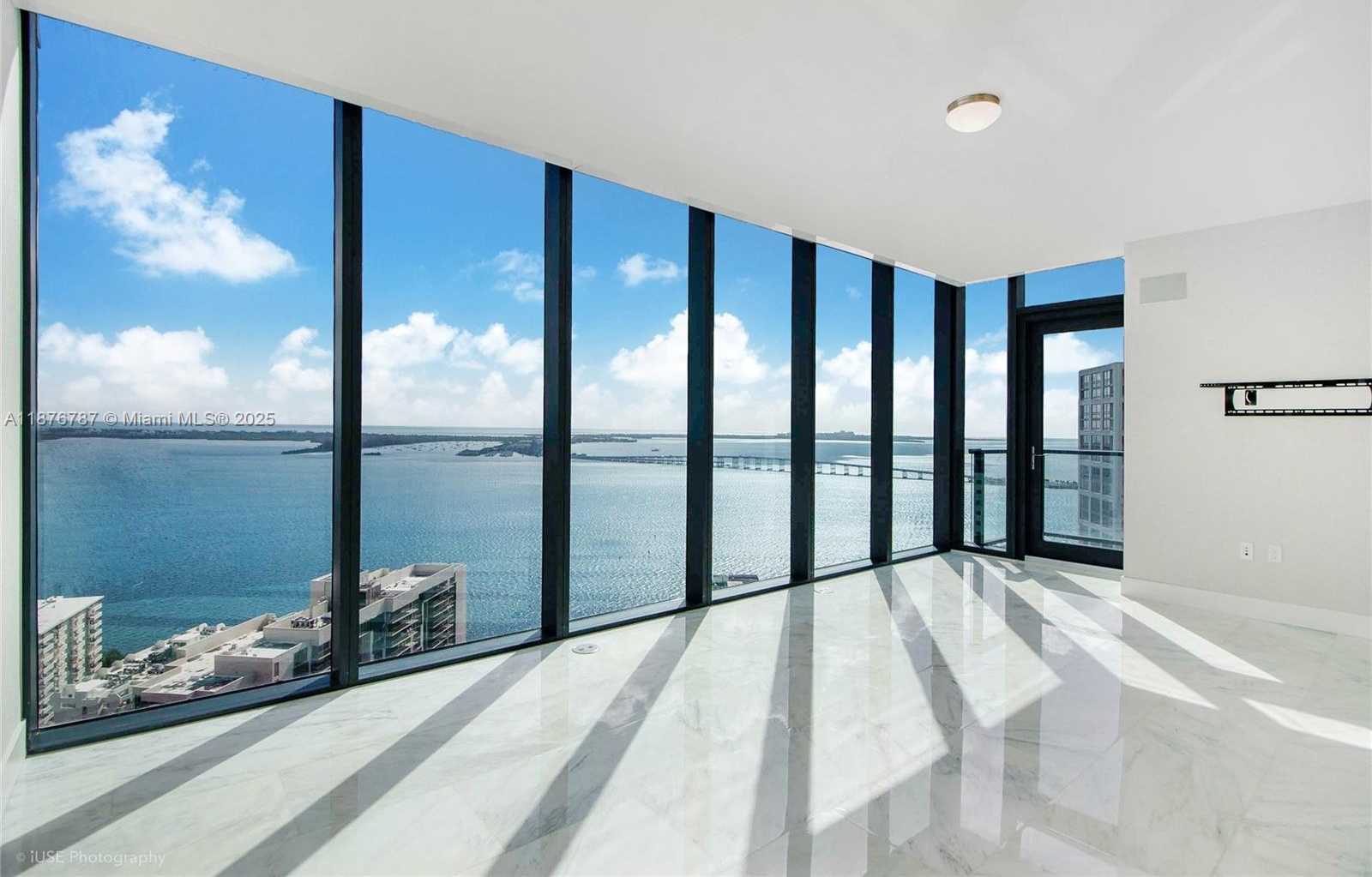 Small Image of 1451 BRICKELL AVE #3102, Miami Number 8