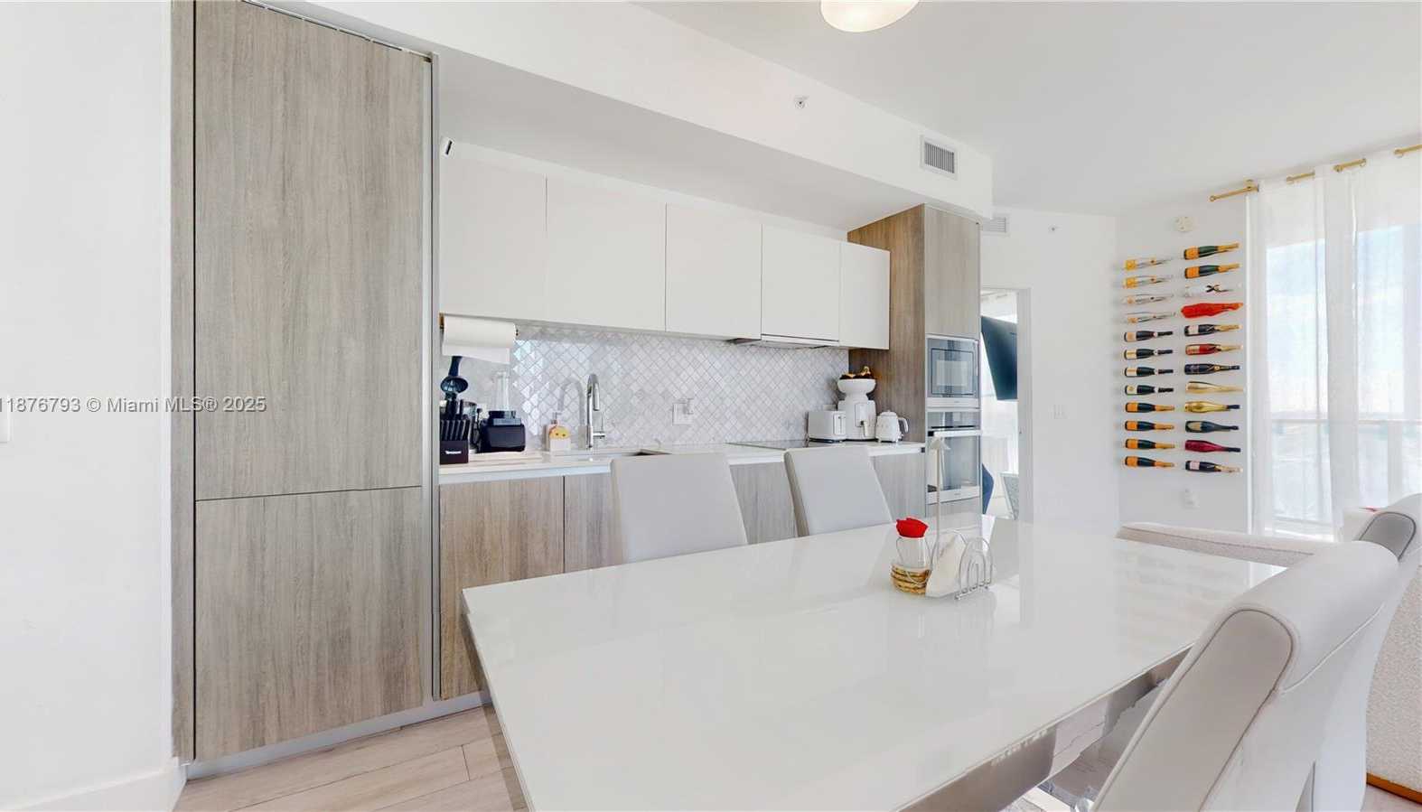 Small Image of 2900 NORTH EAST 7TH AVE #3209, Miami Number 5
