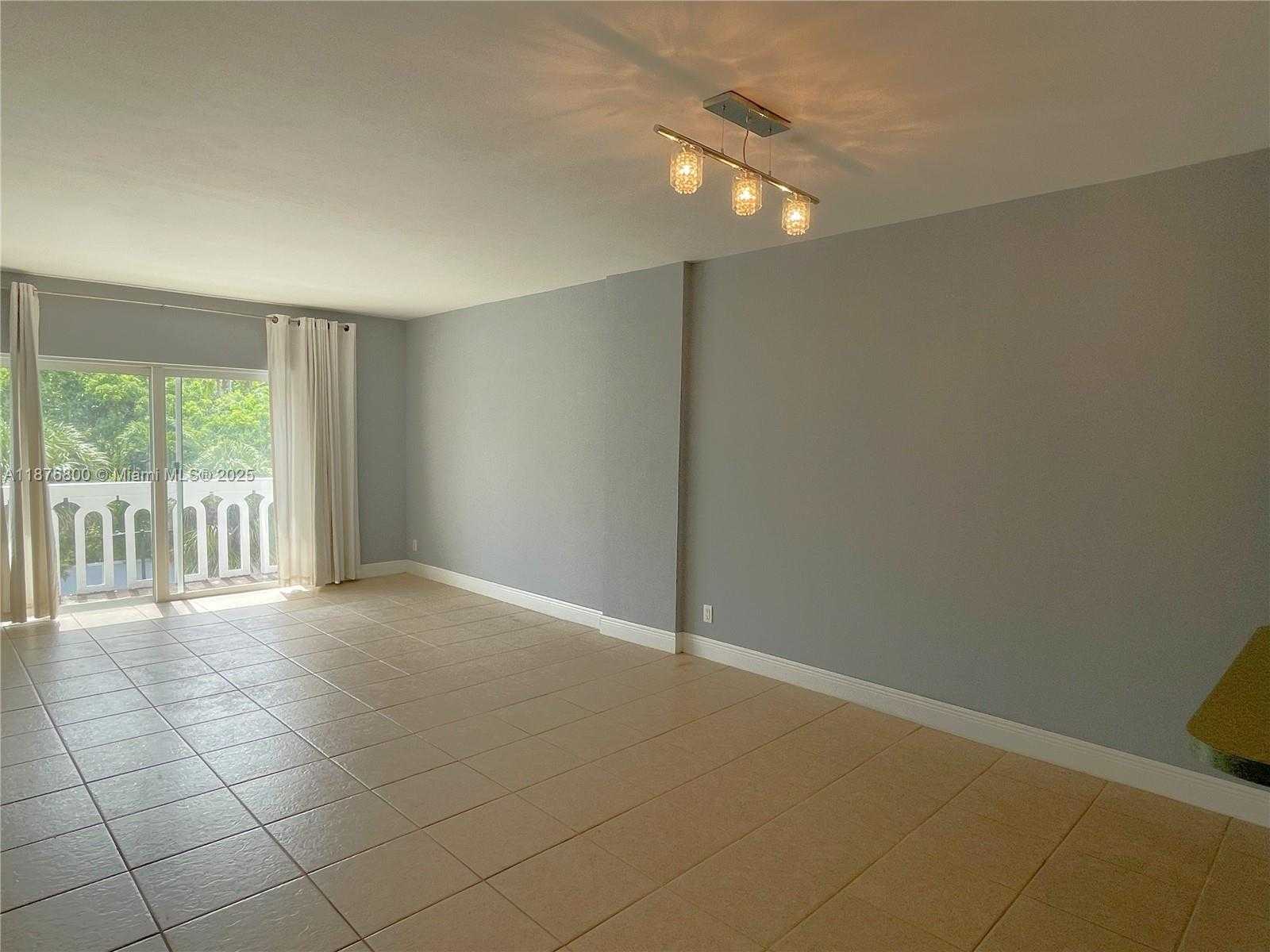 Small Image of Coral Gables Number 10