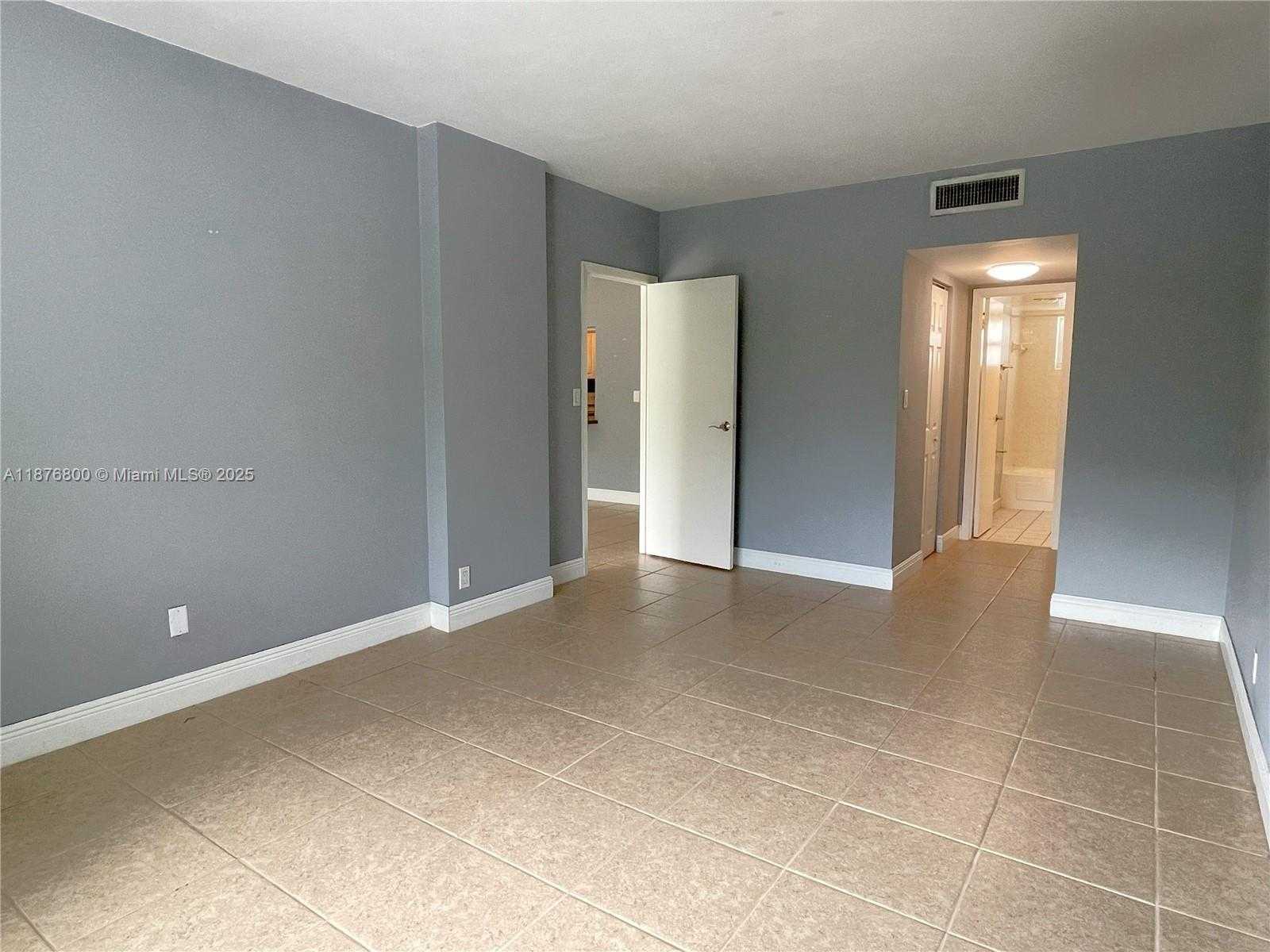 Small Image of Coral Gables Number 14