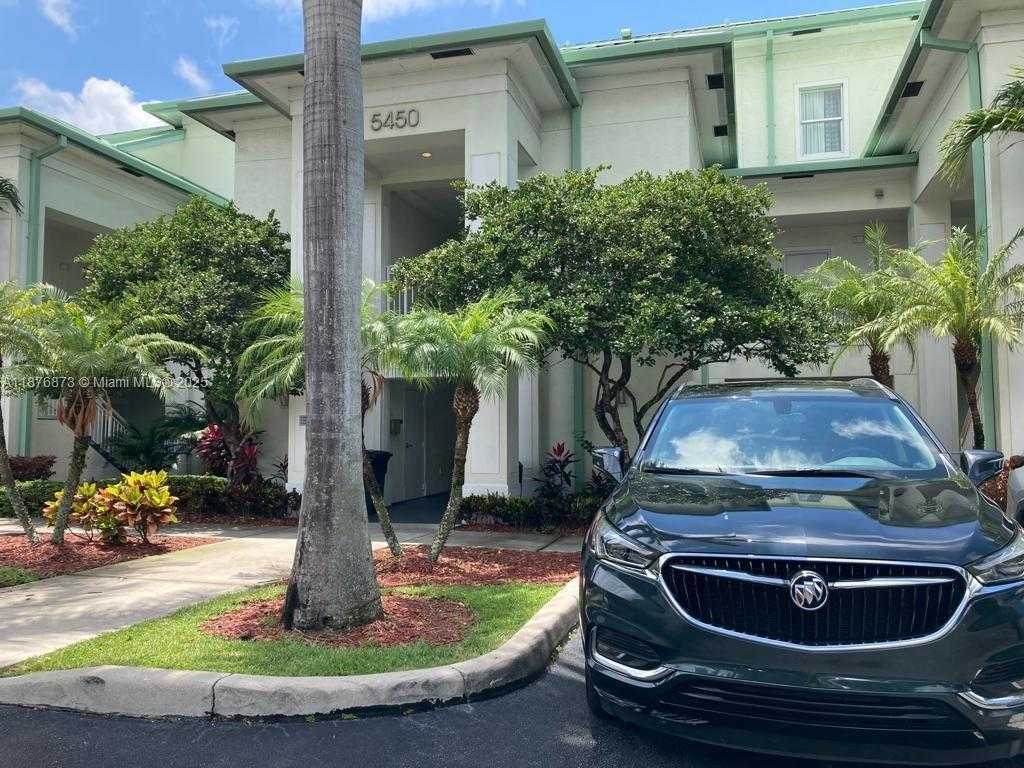Small Image of 5300 NORTH WEST 87TH AVE #703, Doral Number 11