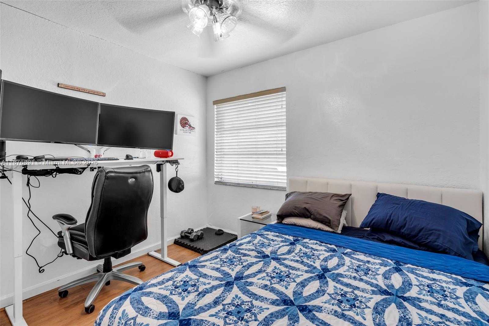 Small Image of 6306 MOSELEY ST #1, Hollywood Number 18
