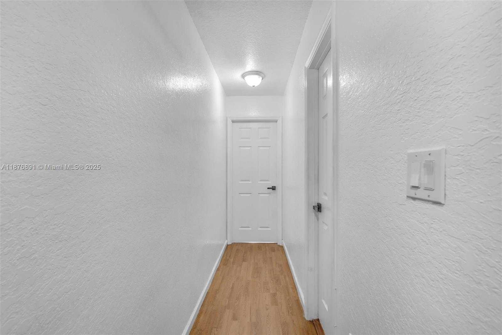 Small Image of 6306 MOSELEY ST #1, Hollywood Number 21
