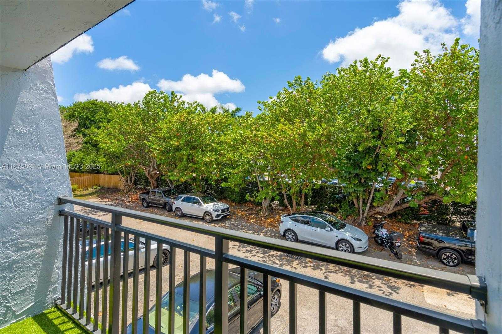 Small Image of 6306 MOSELEY ST #1, Hollywood Number 28