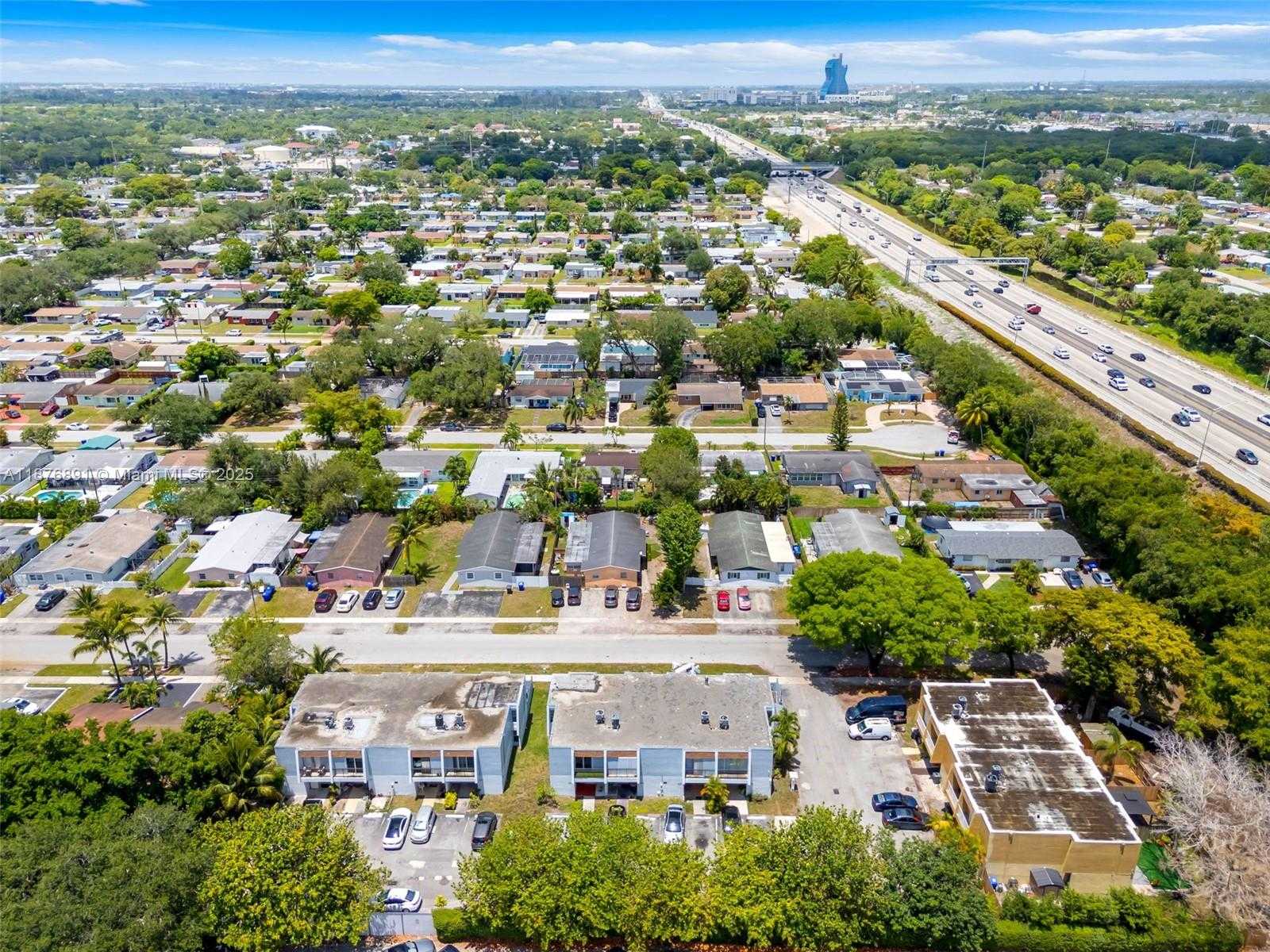Small Image of 6306 MOSELEY ST #1, Hollywood Number 33