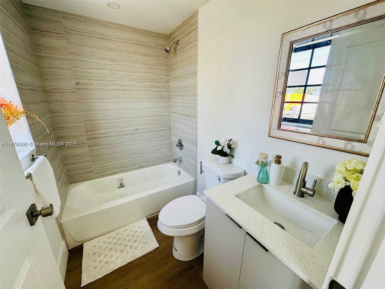 Small Image of 1619 JEFFERSON AVE #303, Miami Beach Number 5