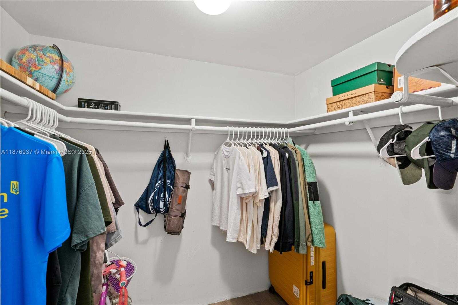 Small Image of 100 BAYVIEW DR #229, Sunny Isles Beach Number 15