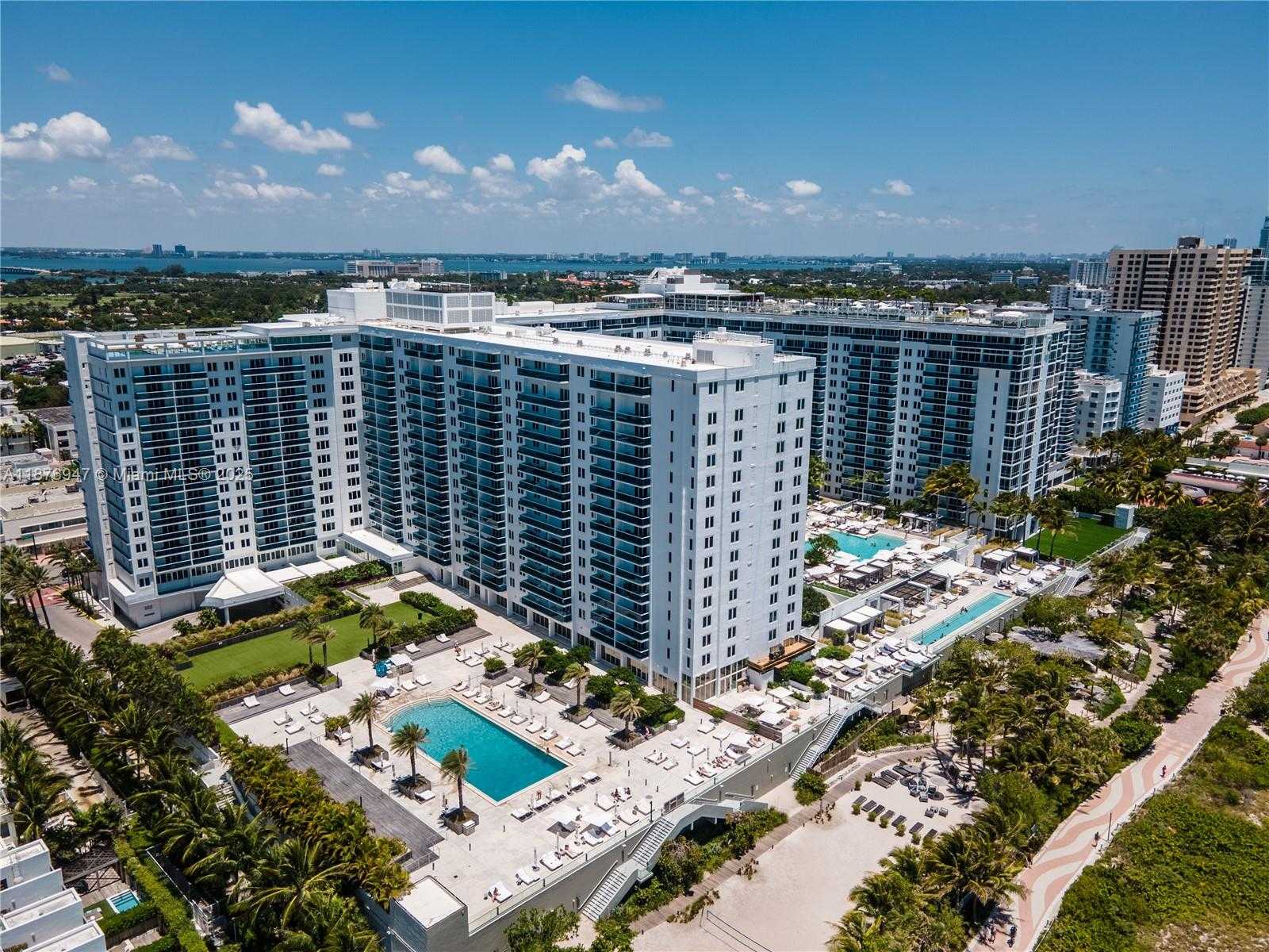 Small Image of 2301 COLLINS AVE #303, Miami Beach Number 2