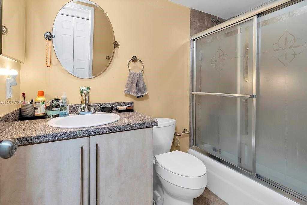 Small Image of 251 174TH ST #708, Sunny Isles Beach Number 23