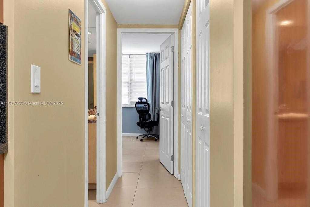 Small Image of 251 174TH ST #708, Sunny Isles Beach Number 26