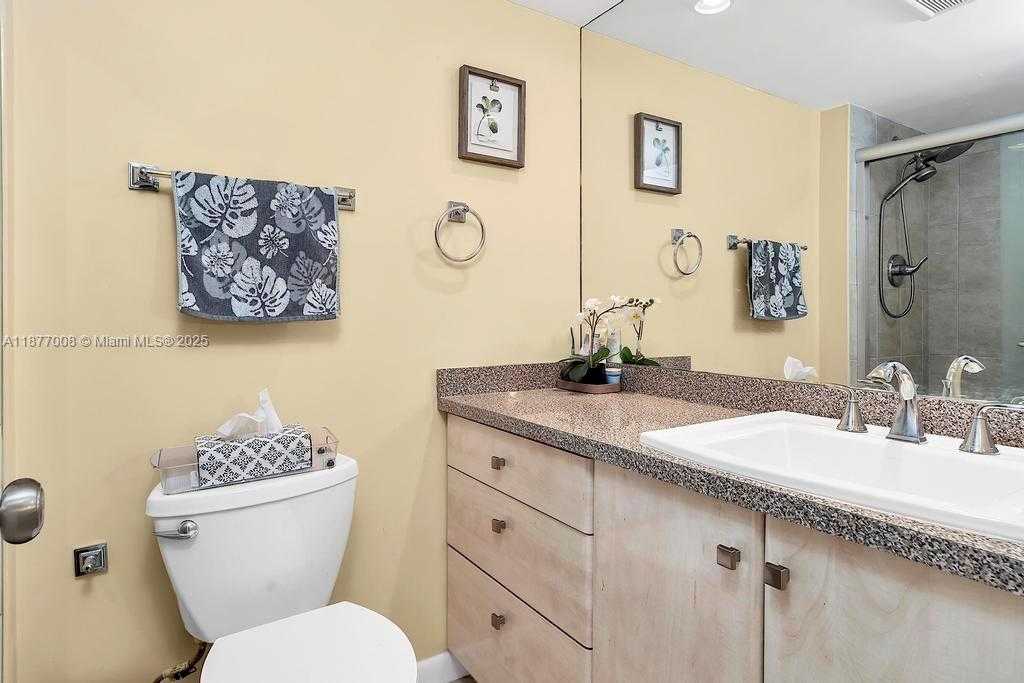 Small Image of 251 174TH ST #708, Sunny Isles Beach Number 27