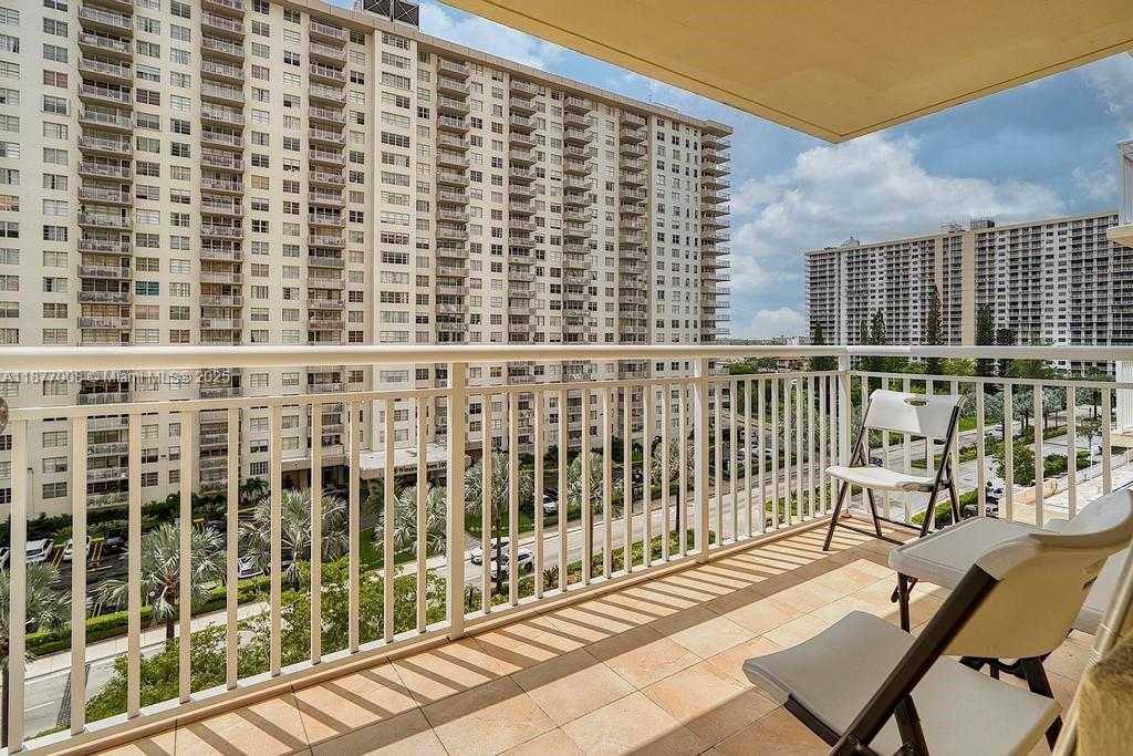 Small Image of 251 174TH ST #708, Sunny Isles Beach Number 32