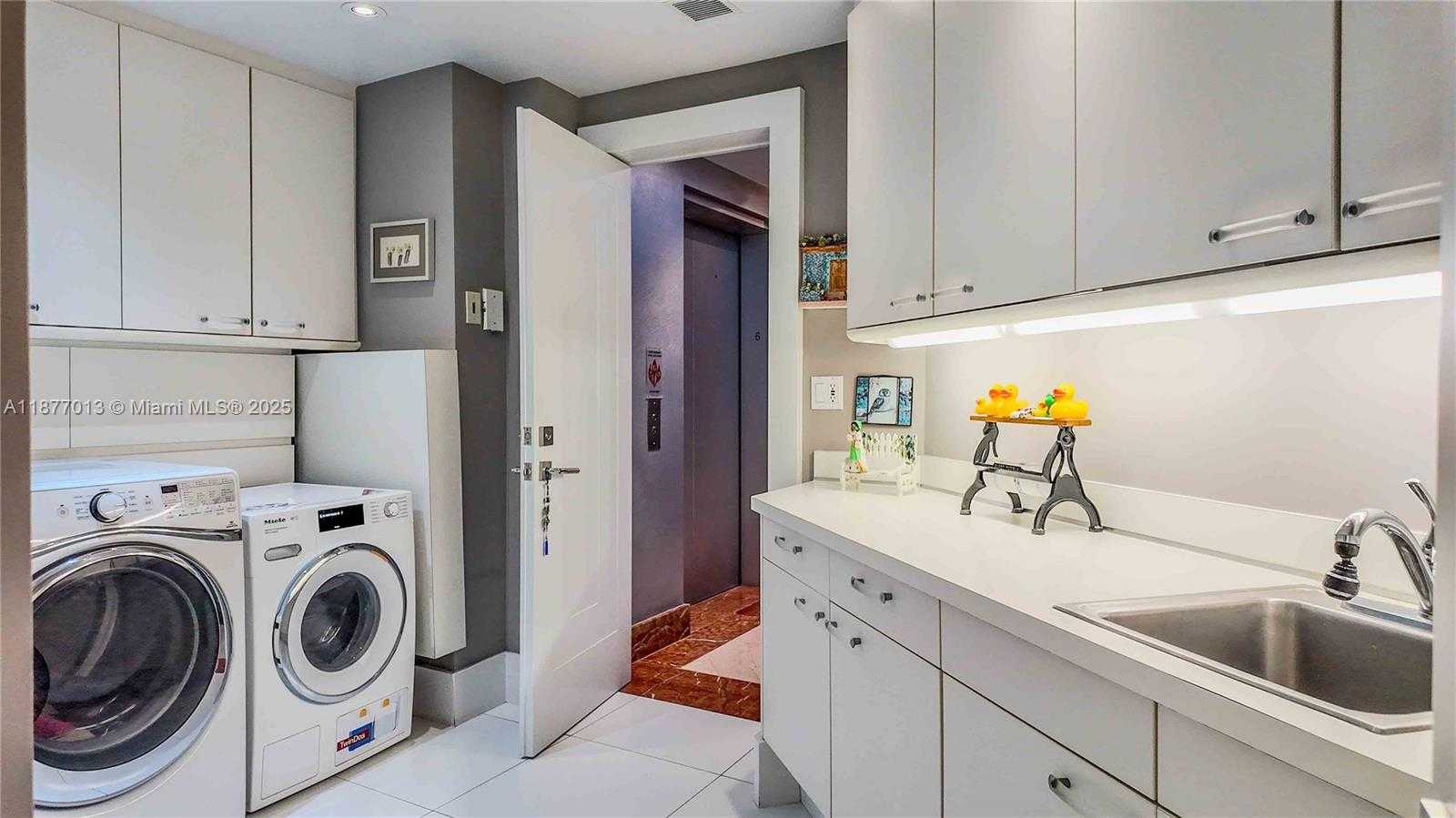 Small Image of 9999 COLLINS AVE #6A & Cabana, Bal Harbour Number 31