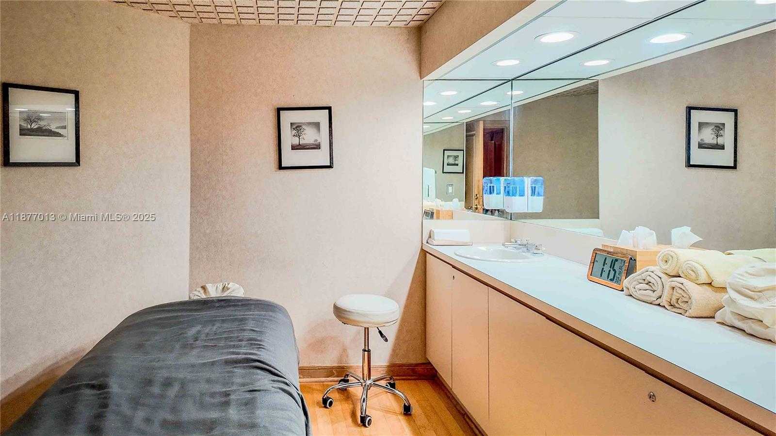 Small Image of 9999 COLLINS AVE #6A & Cabana, Bal Harbour Number 35