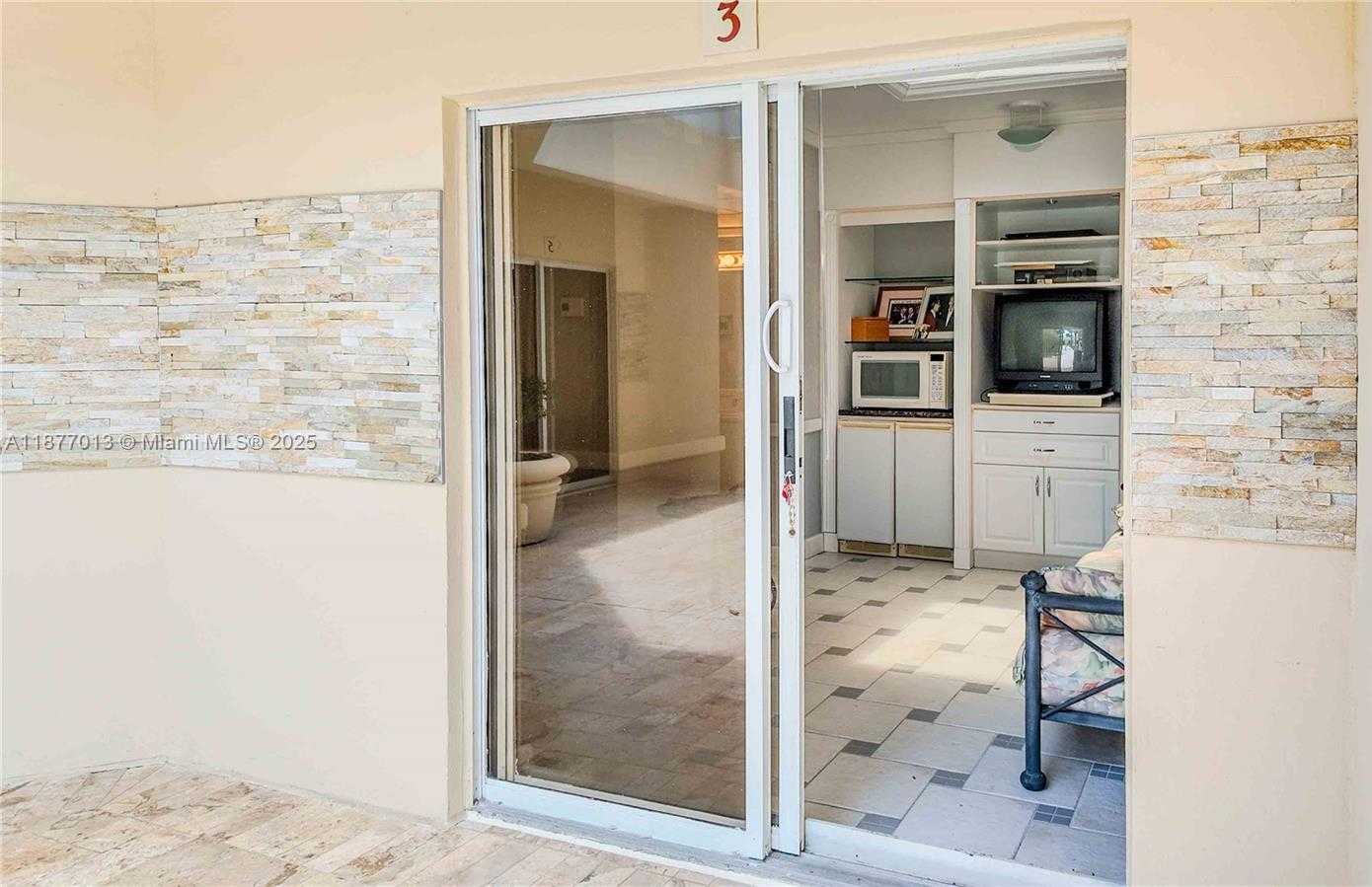 Small Image of 9999 COLLINS AVE #6A & Cabana, Bal Harbour Number 42