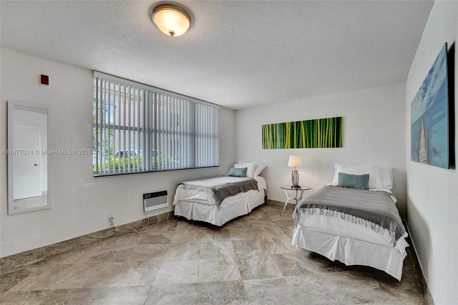 Small Image of 1936 SOUTH OCEAN DR #20D, Hallandale Beach Number 25