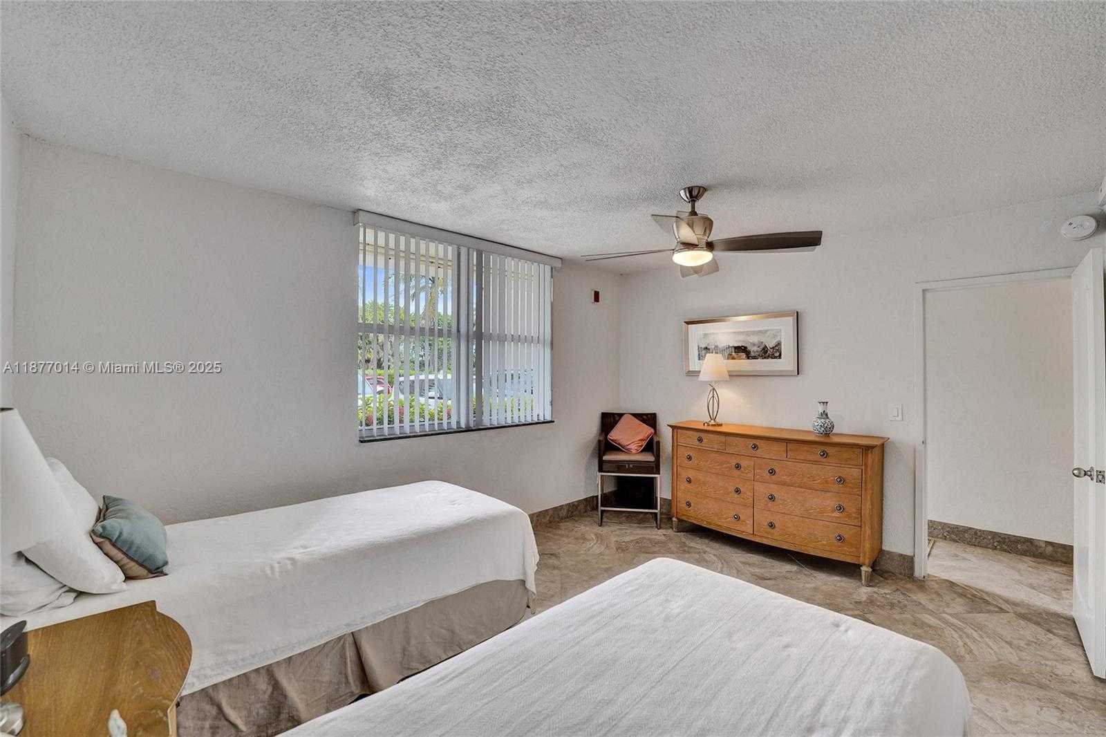 Small Image of 1936 SOUTH OCEAN DR #20D, Hallandale Beach Number 28