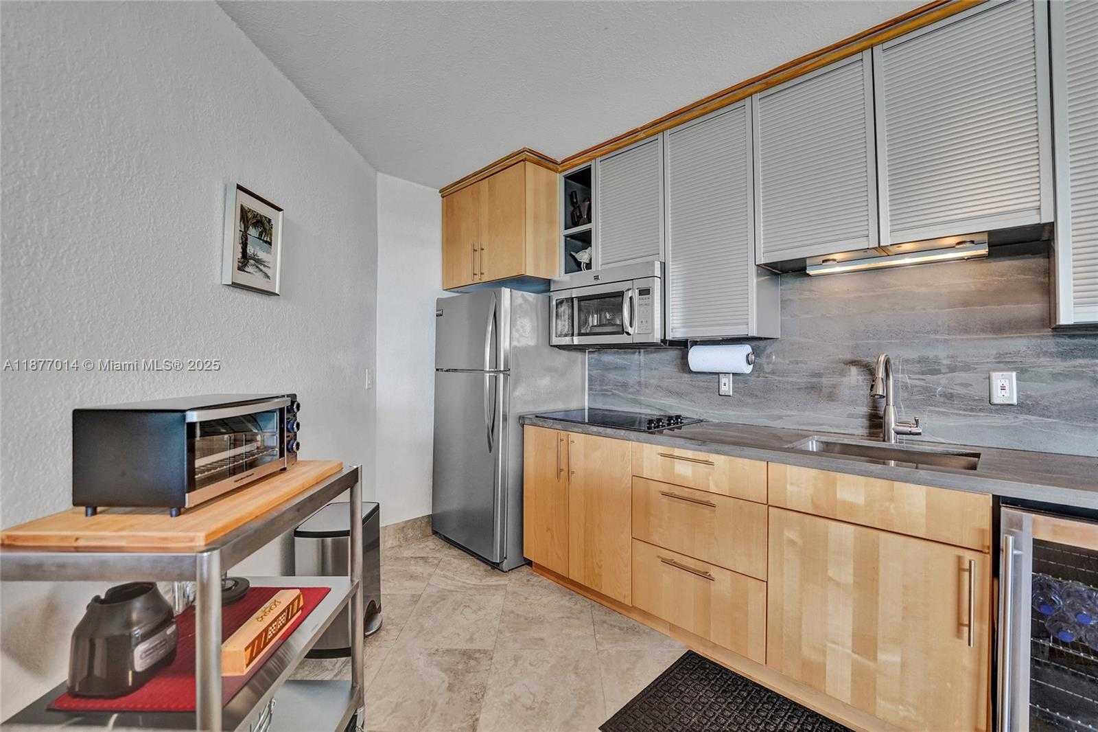 Small Image of 1936 SOUTH OCEAN DR #20D, Hallandale Beach Number 34