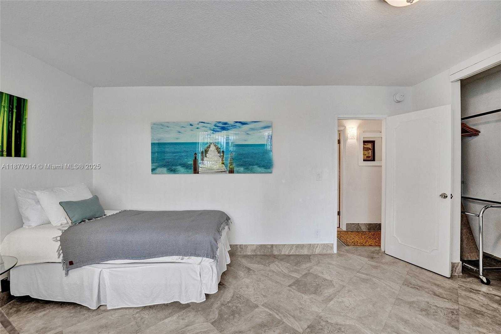 Small Image of 1936 SOUTH OCEAN DR #20D, Hallandale Beach Number 37